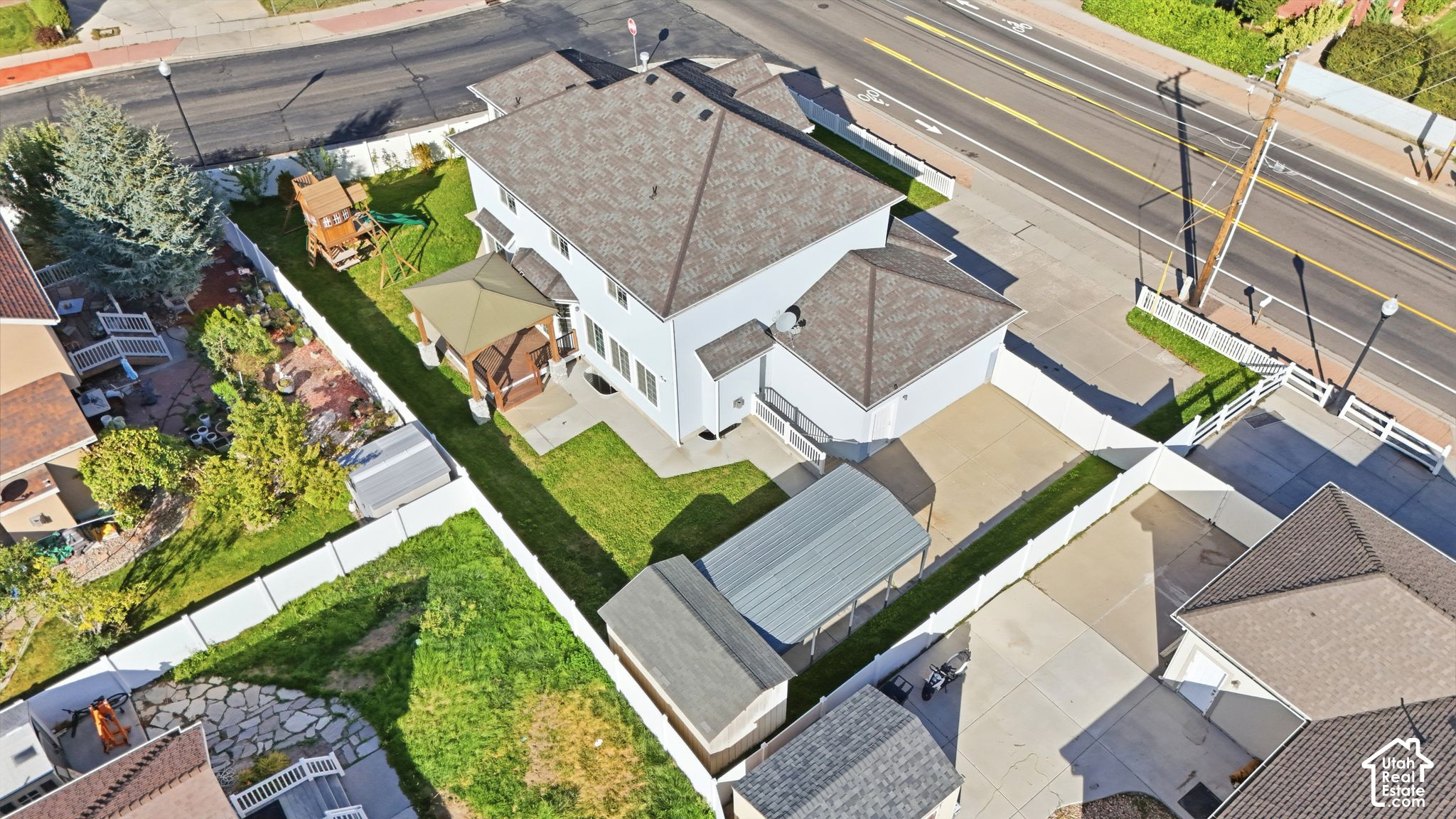 main property photo 49