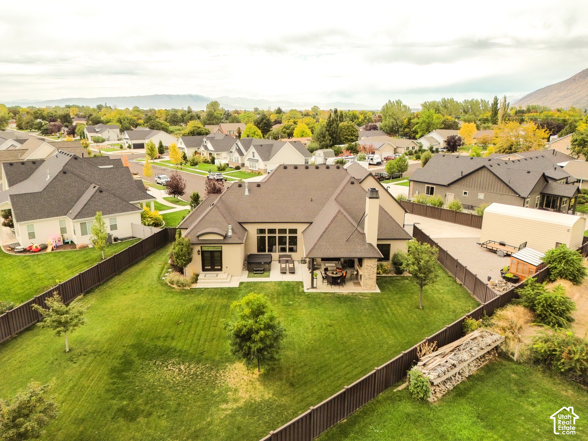main property photo 47
