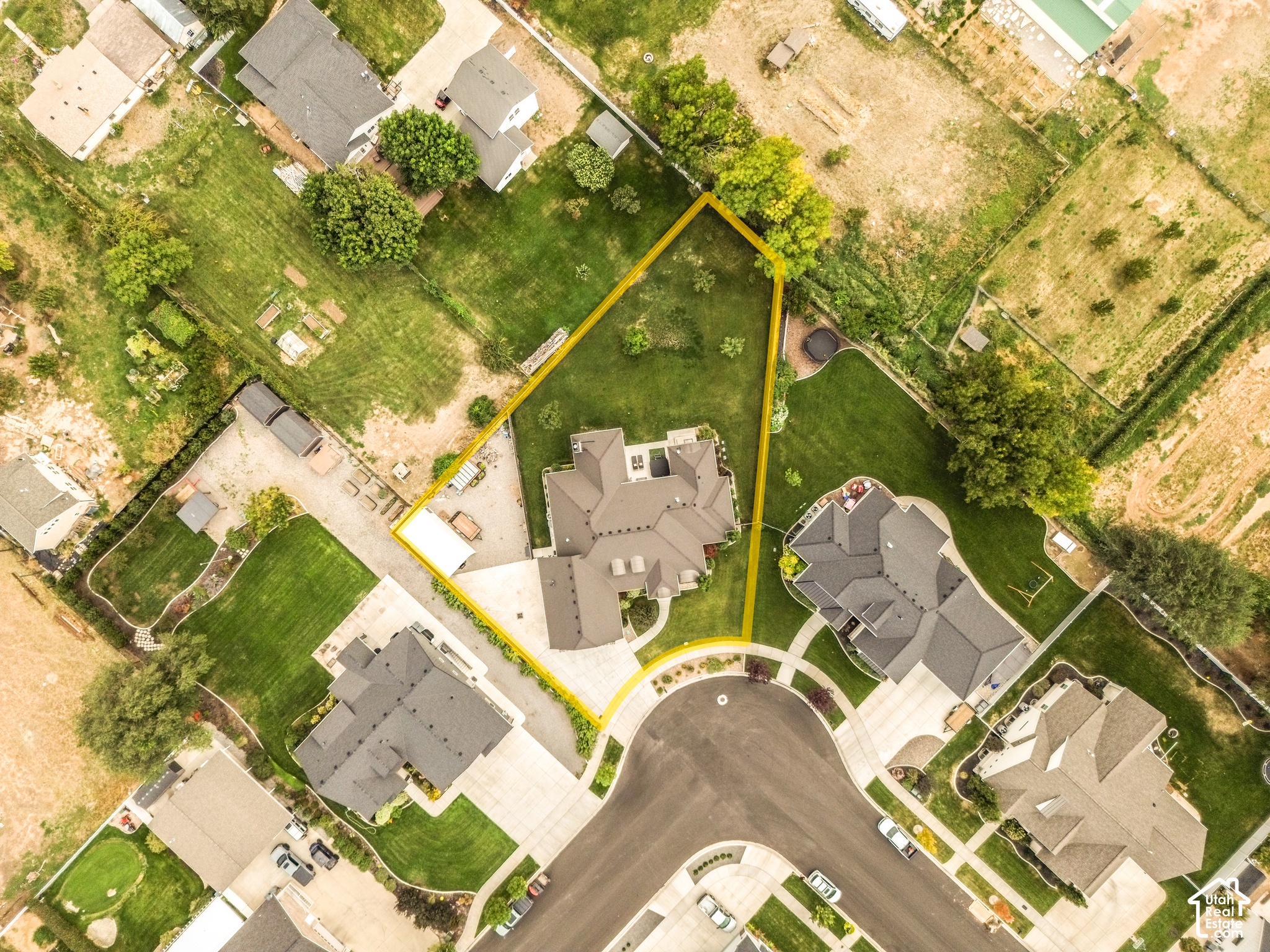 main property photo 49