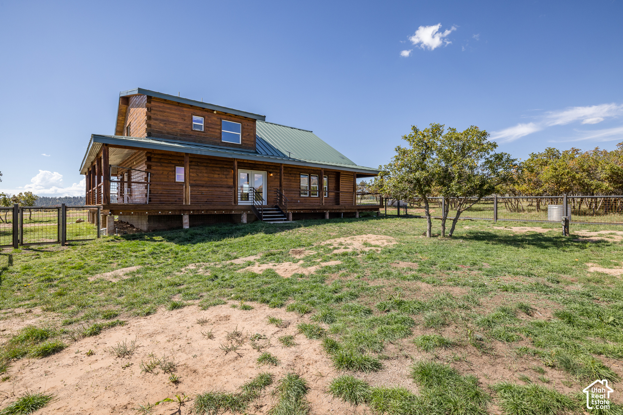 main property photo 26