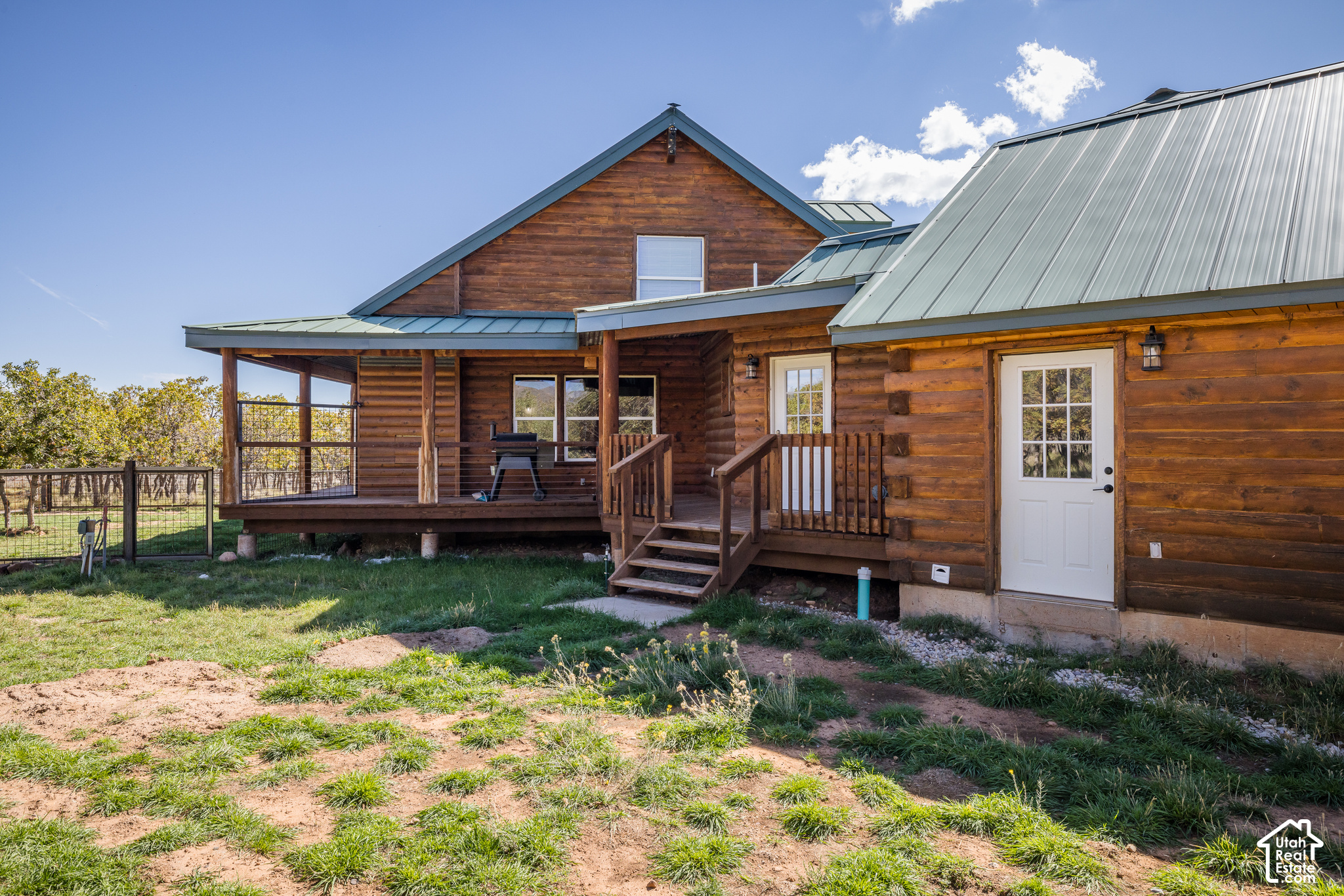 main property photo 3