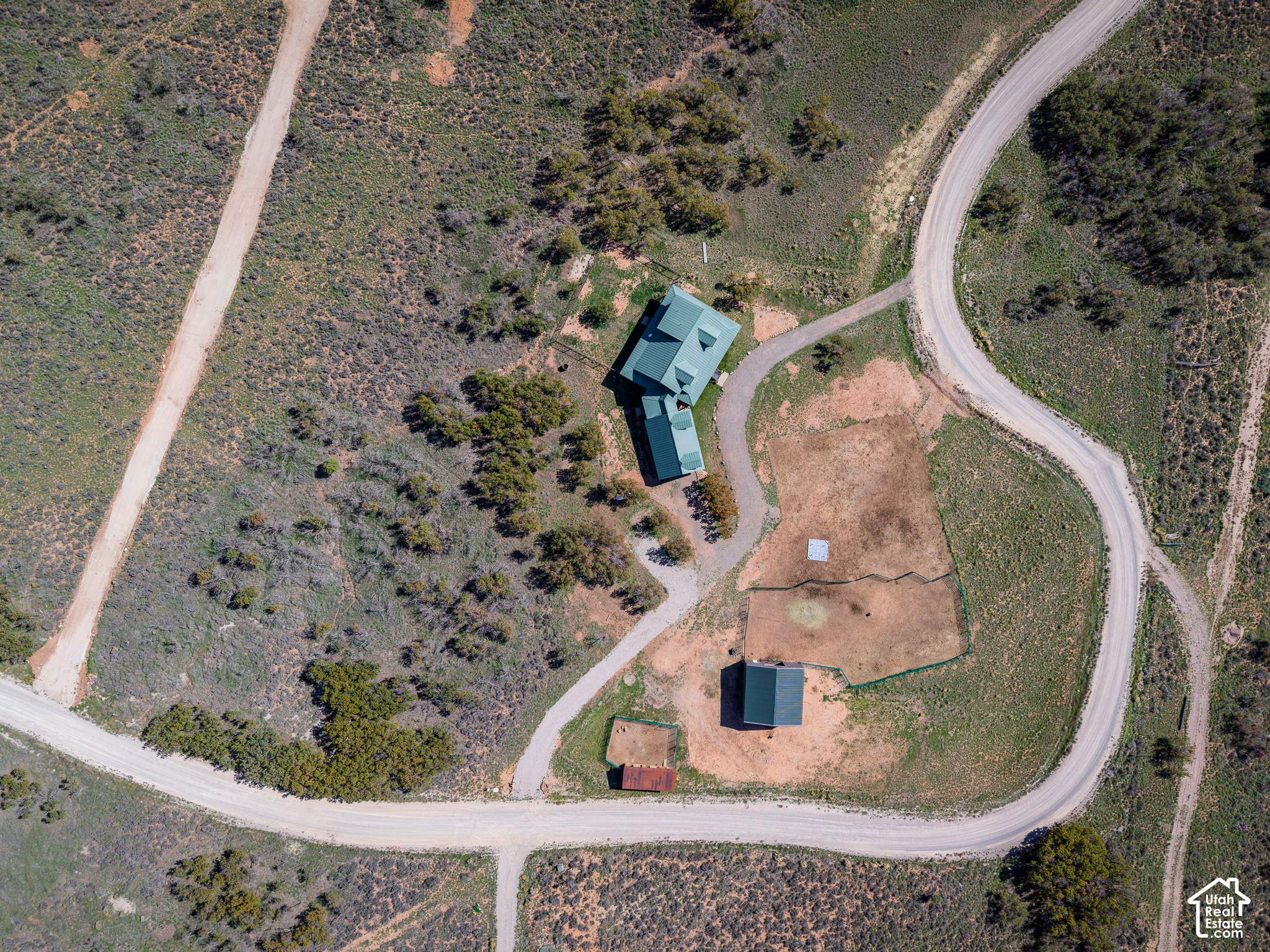 main property photo 36