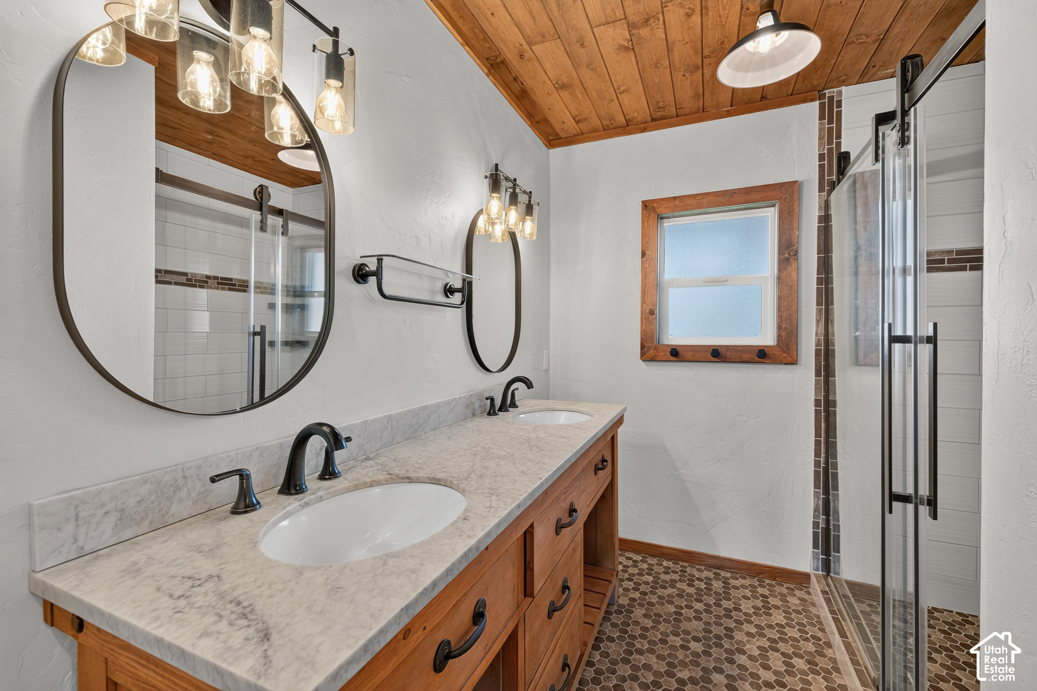main property photo 68
