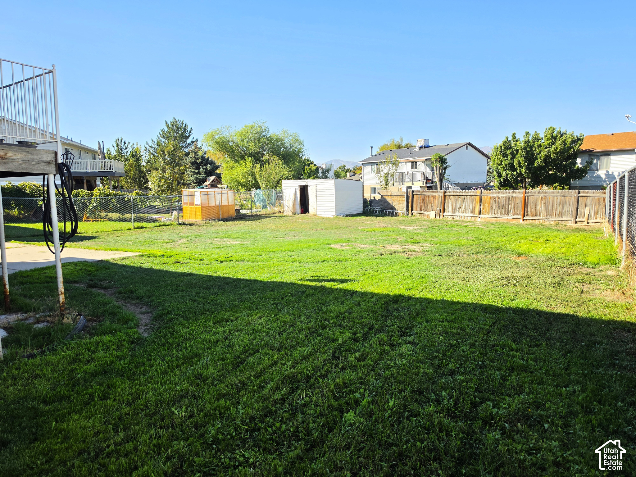 main property photo 22
