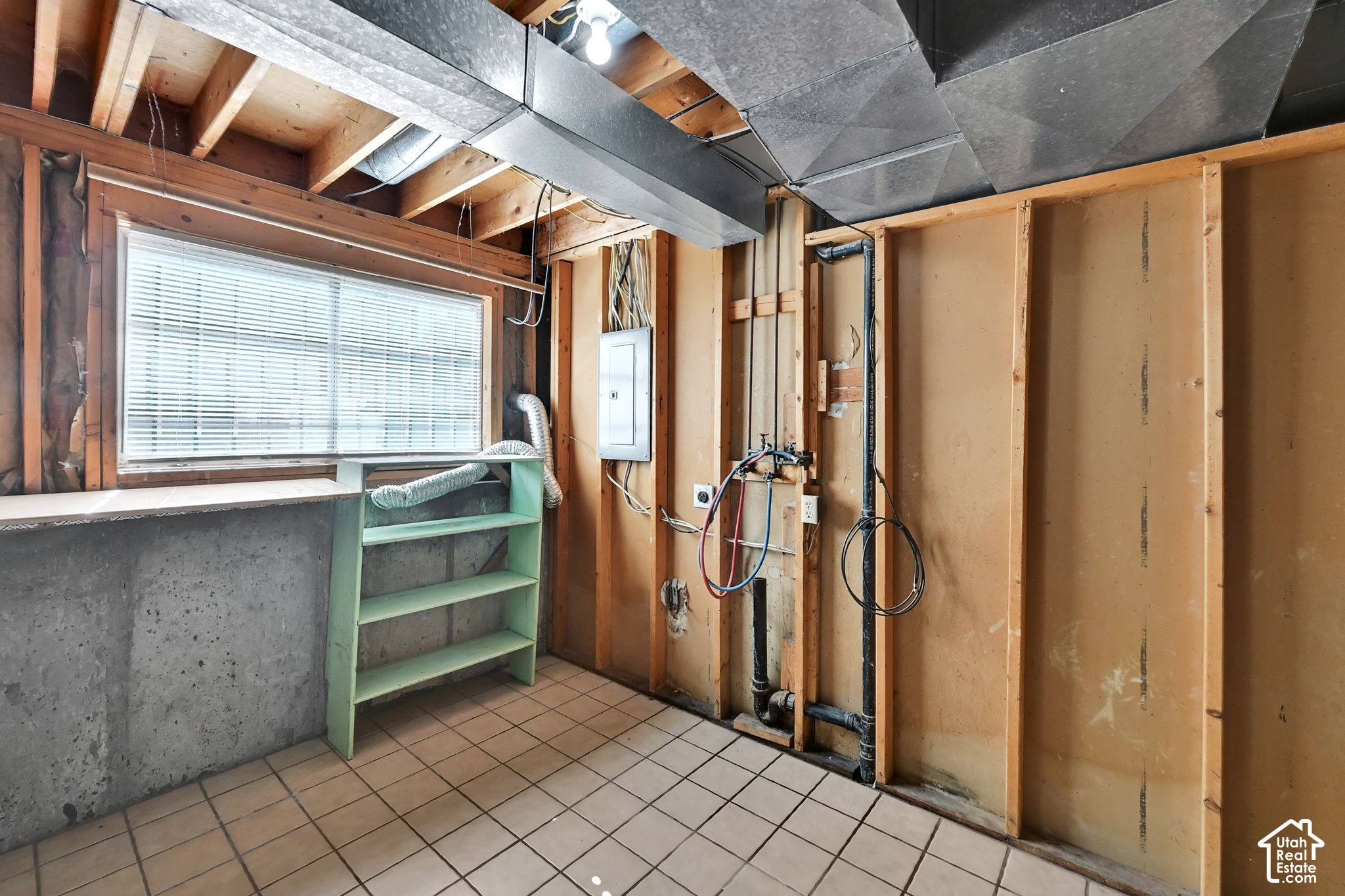 main property photo 29