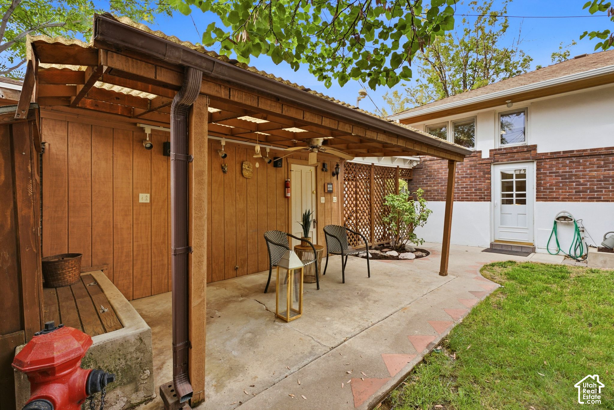 main property photo 42