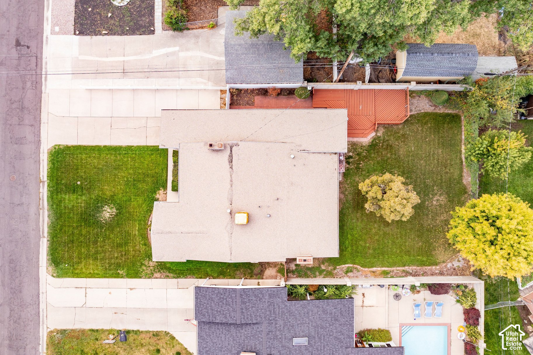 main property photo 29