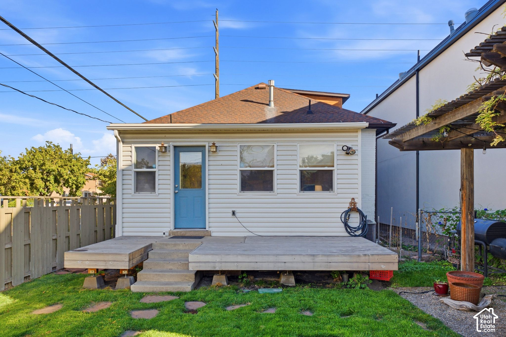 main property photo 26