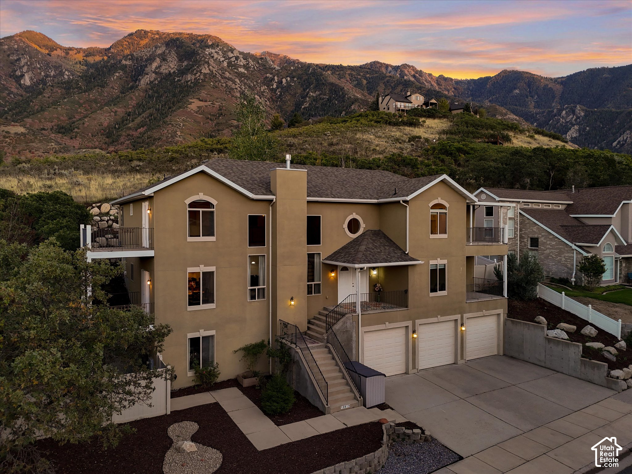 main property photo 45