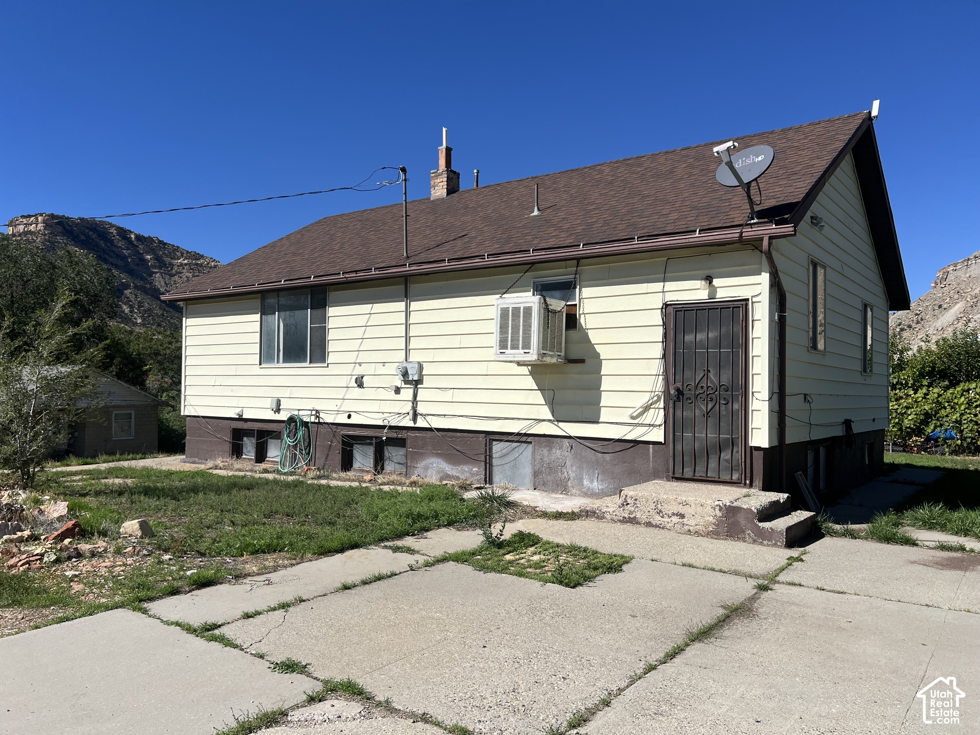 main property photo 26
