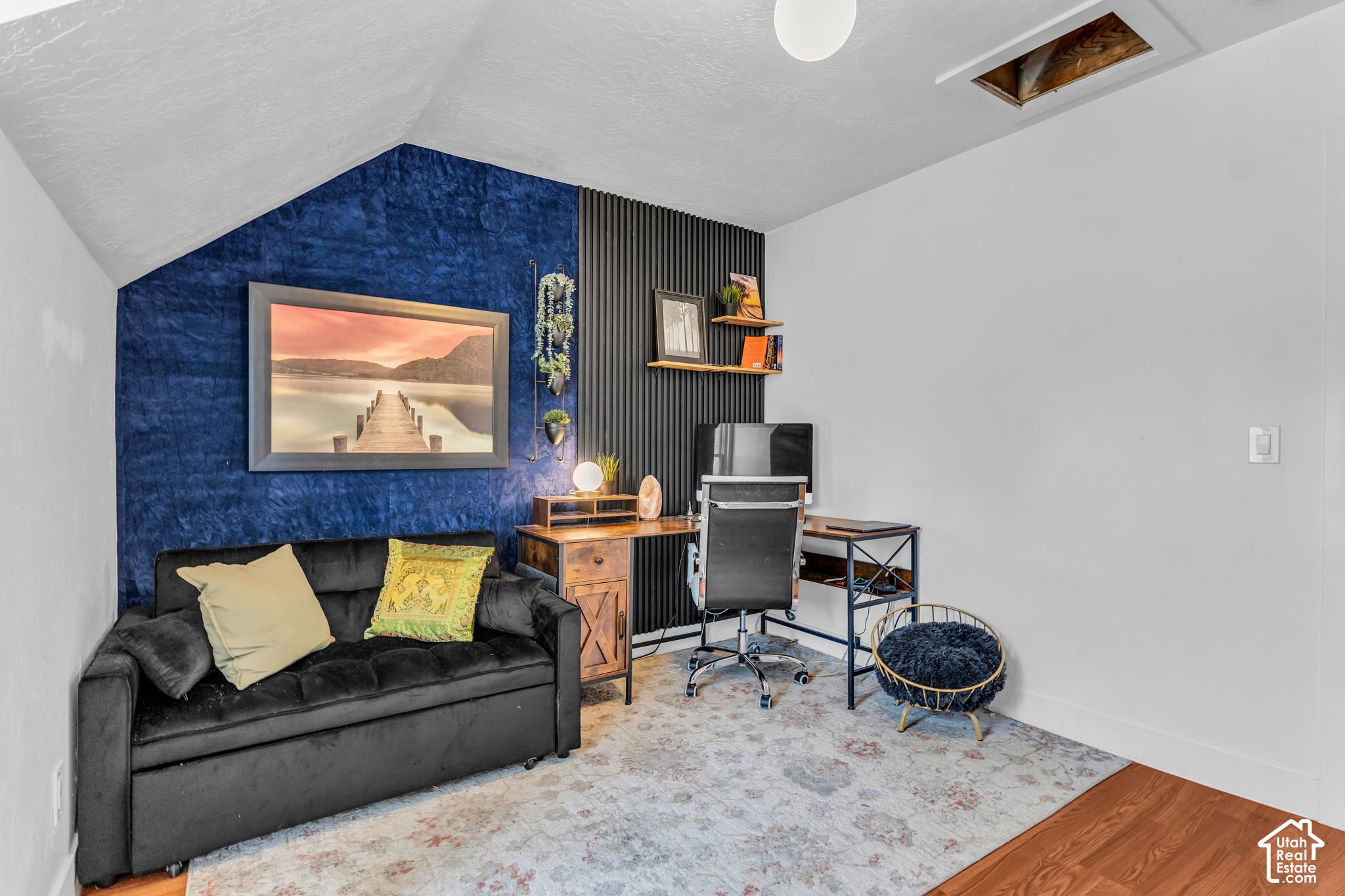 main property photo 22