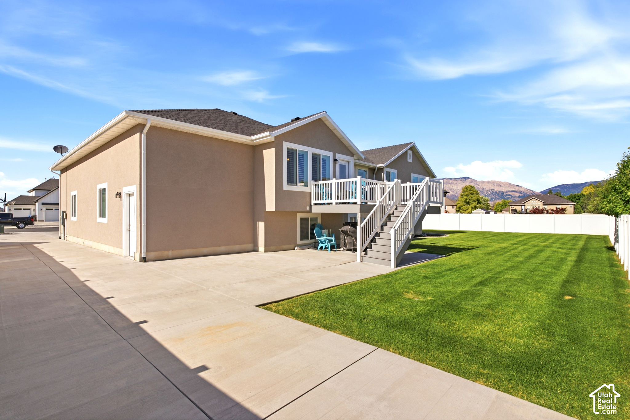 main property photo 29