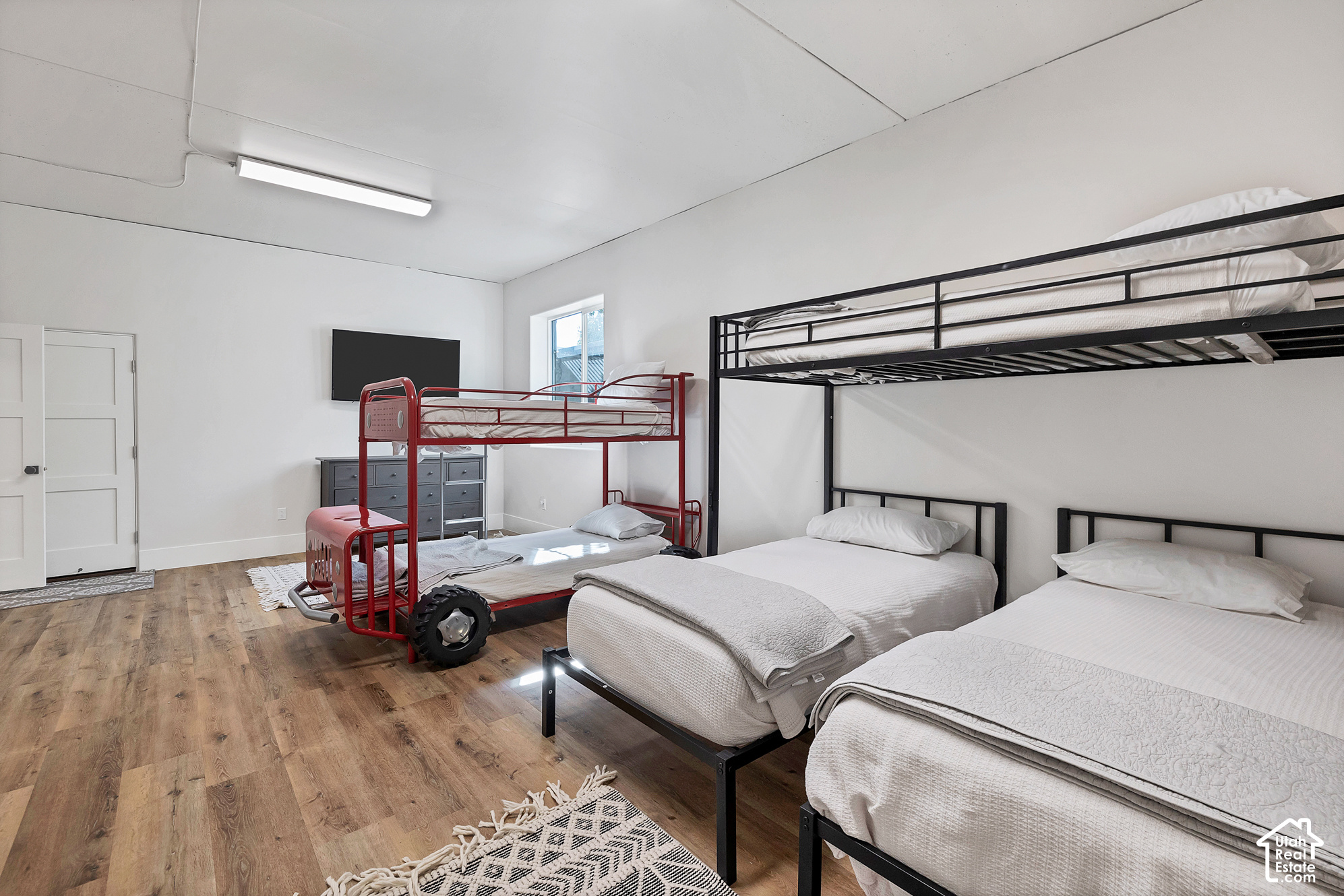 main property photo 75