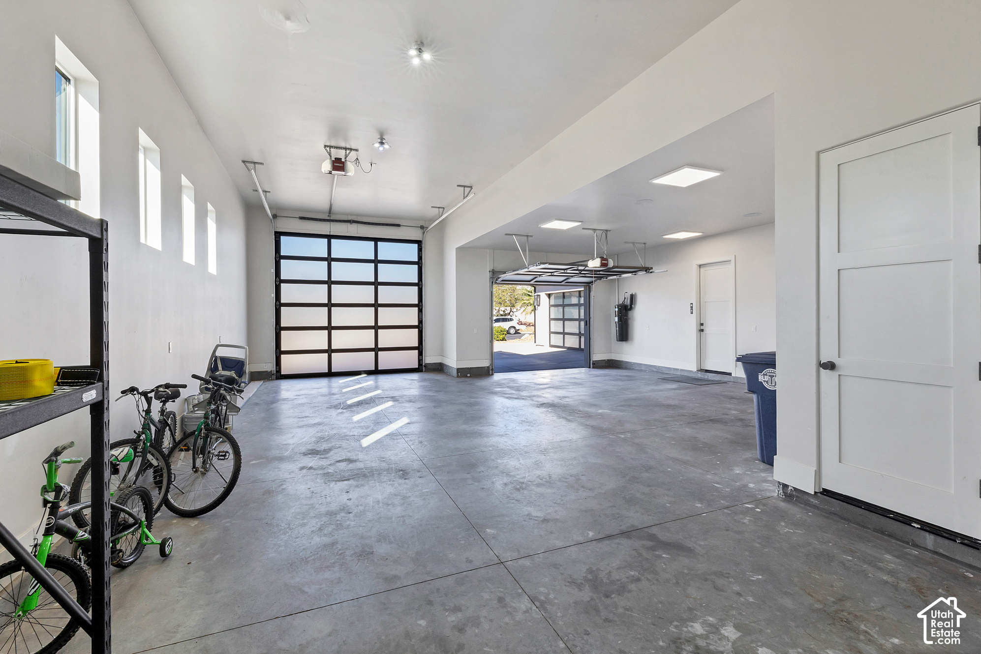 main property photo 81