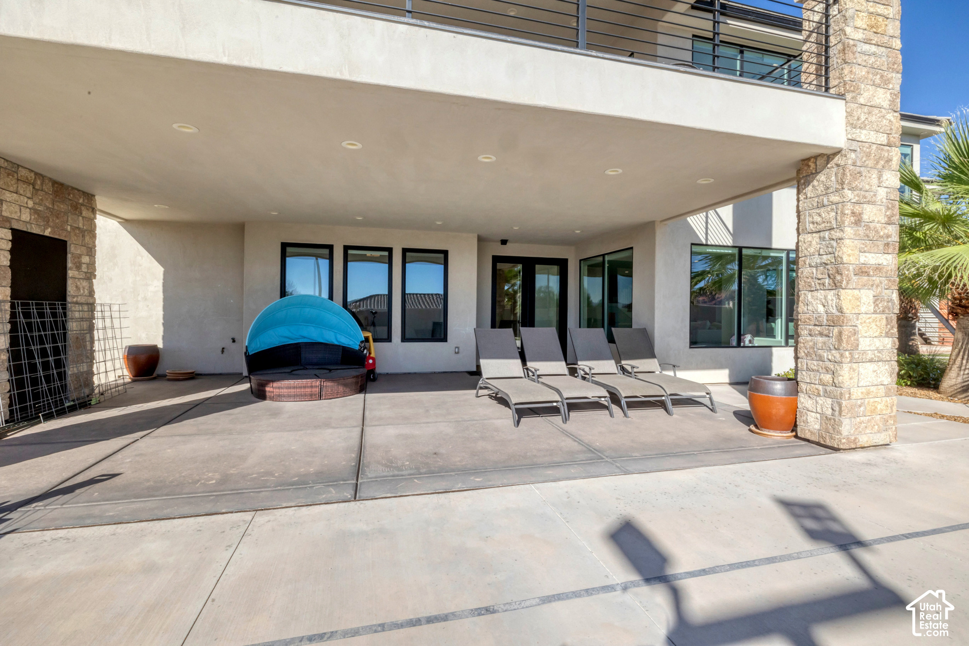 main property photo 84