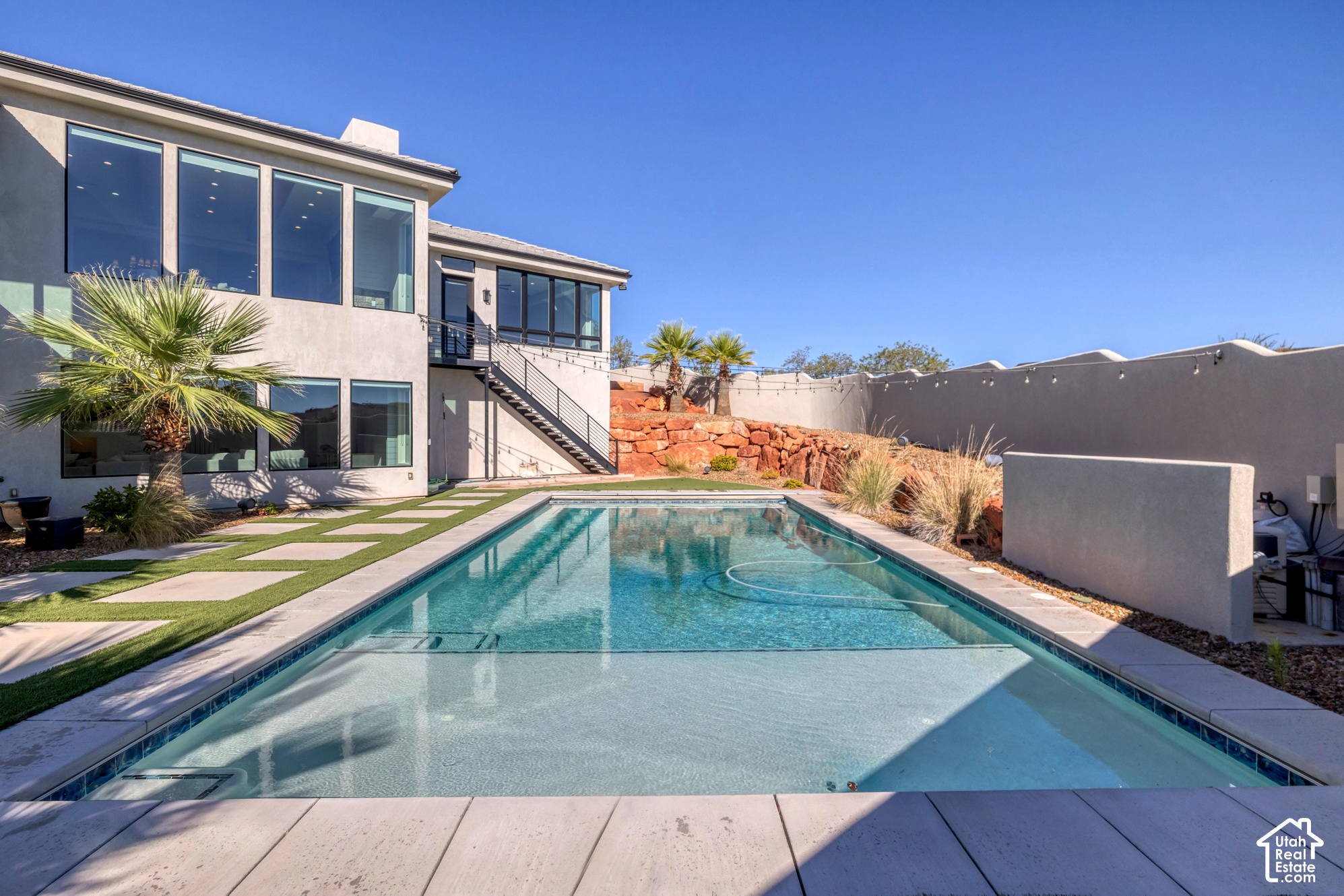 main property photo 94