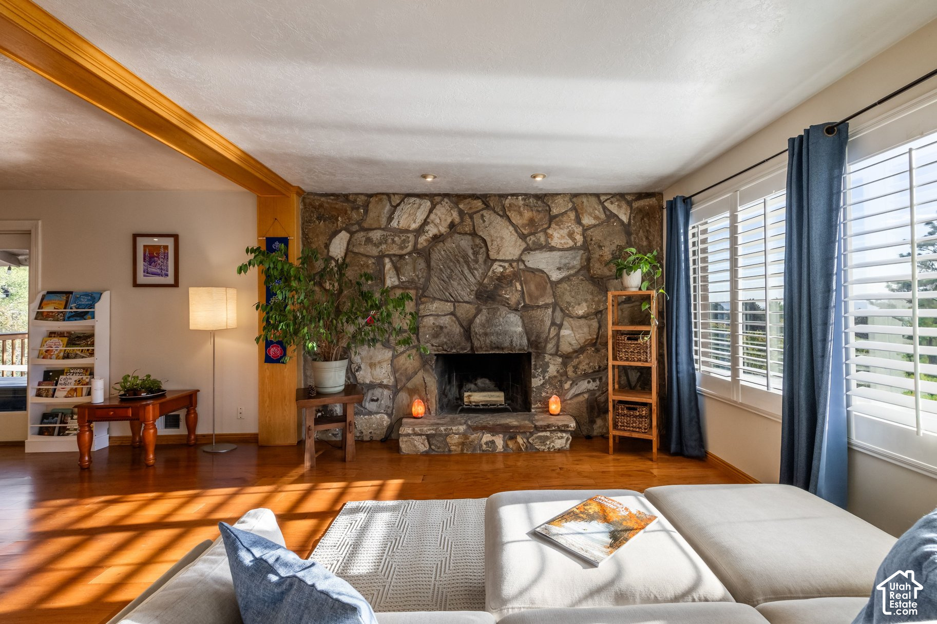 main property photo 2