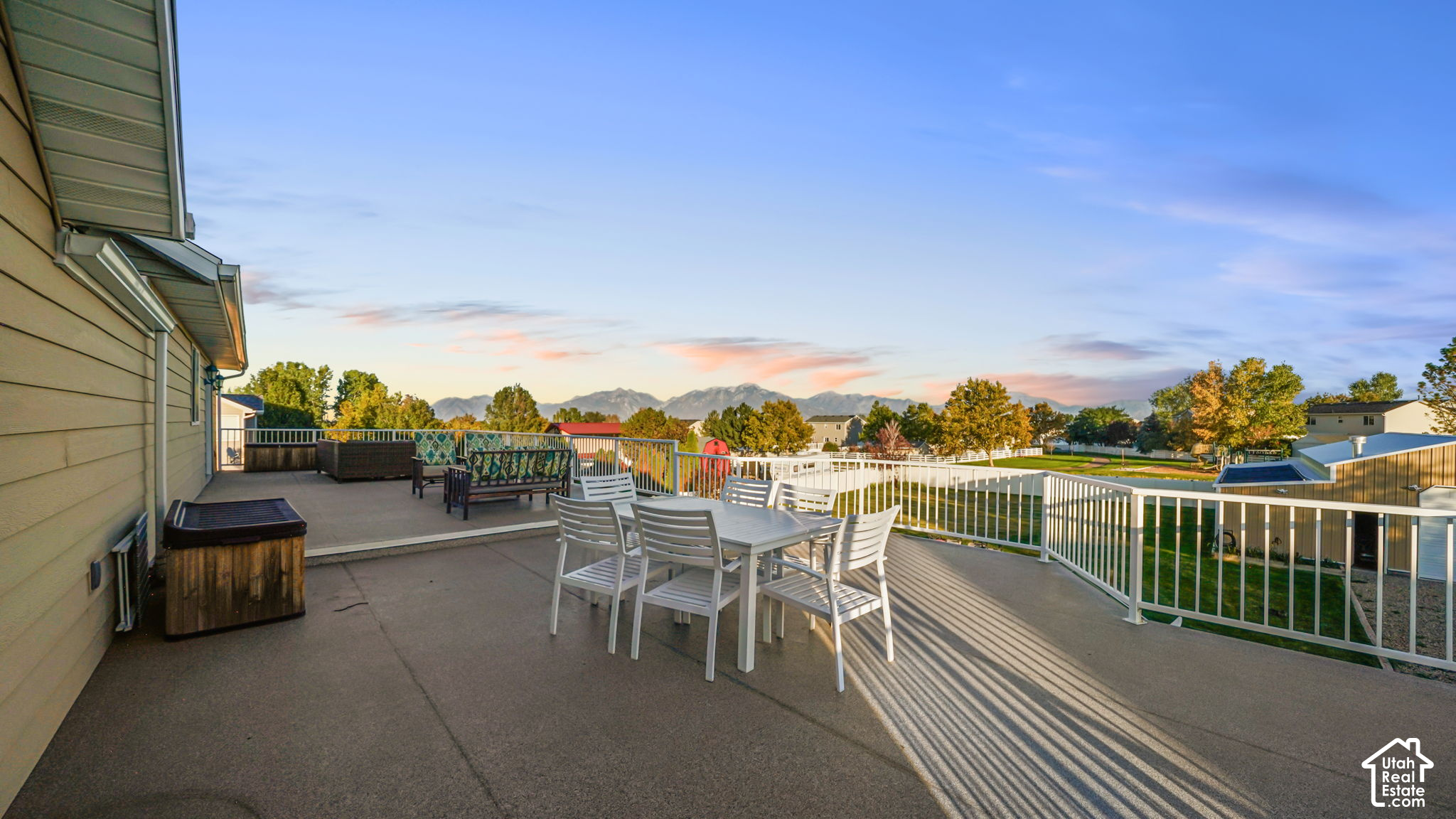 main property photo 27