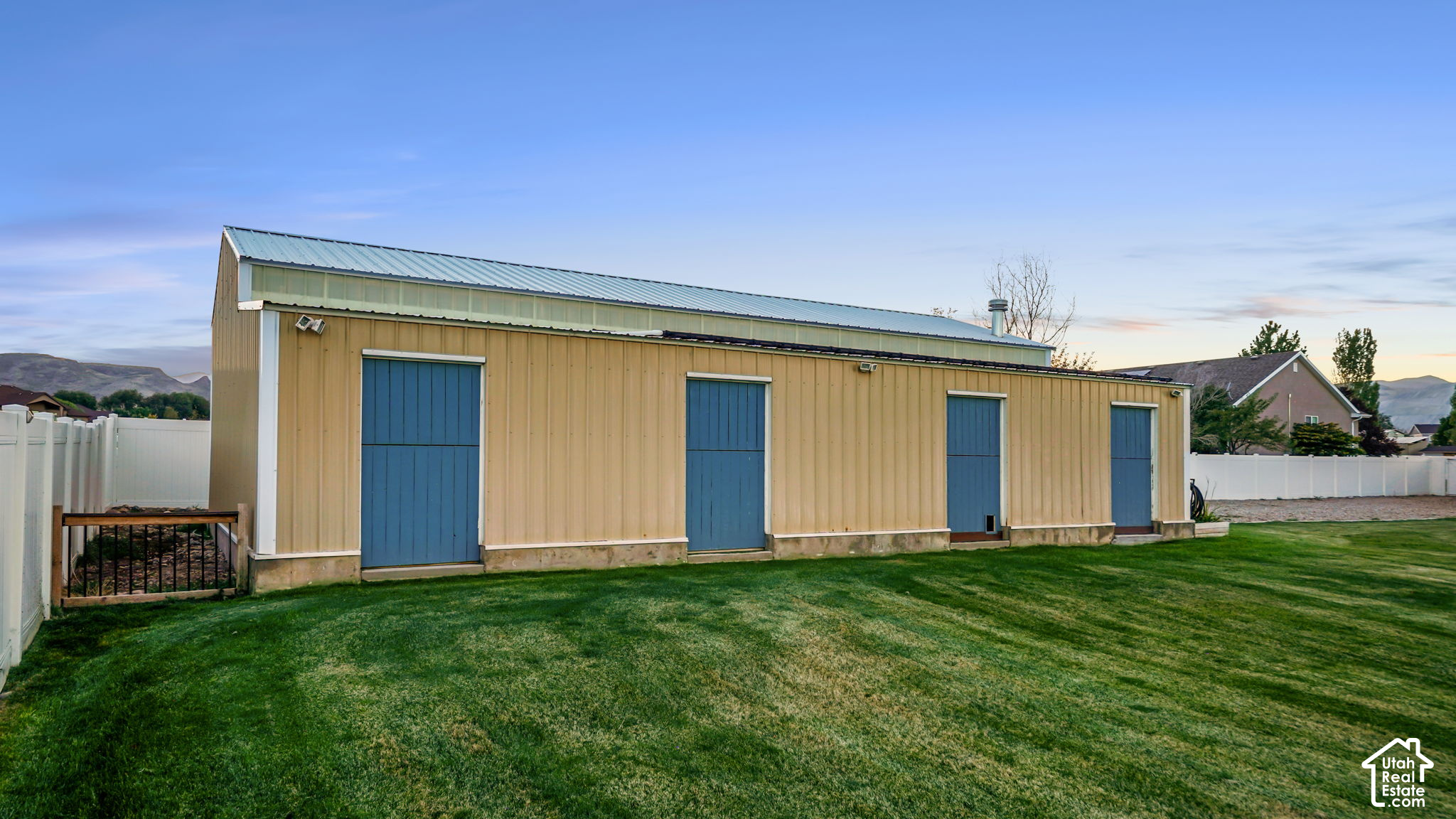 main property photo 36