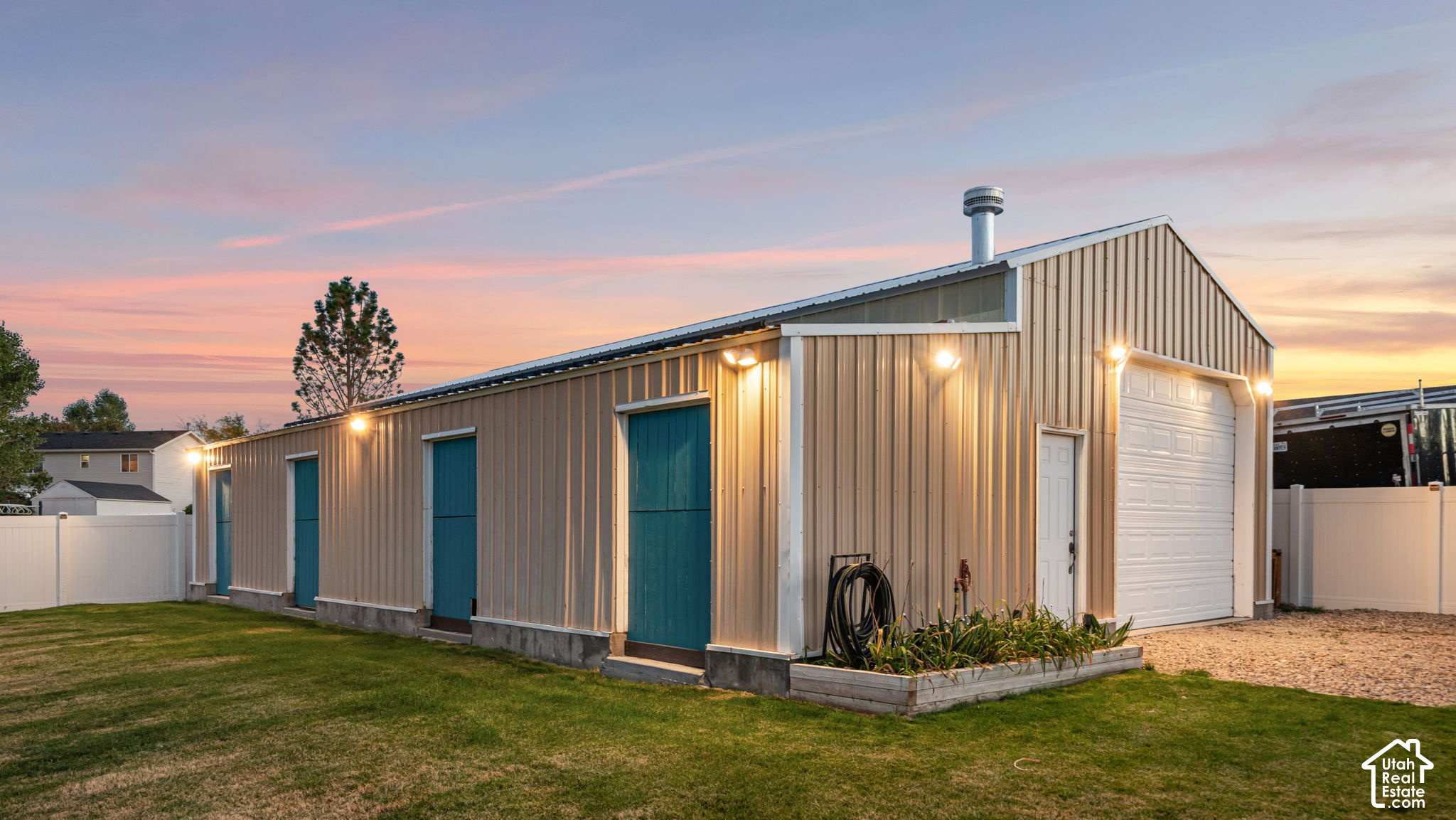main property photo 51