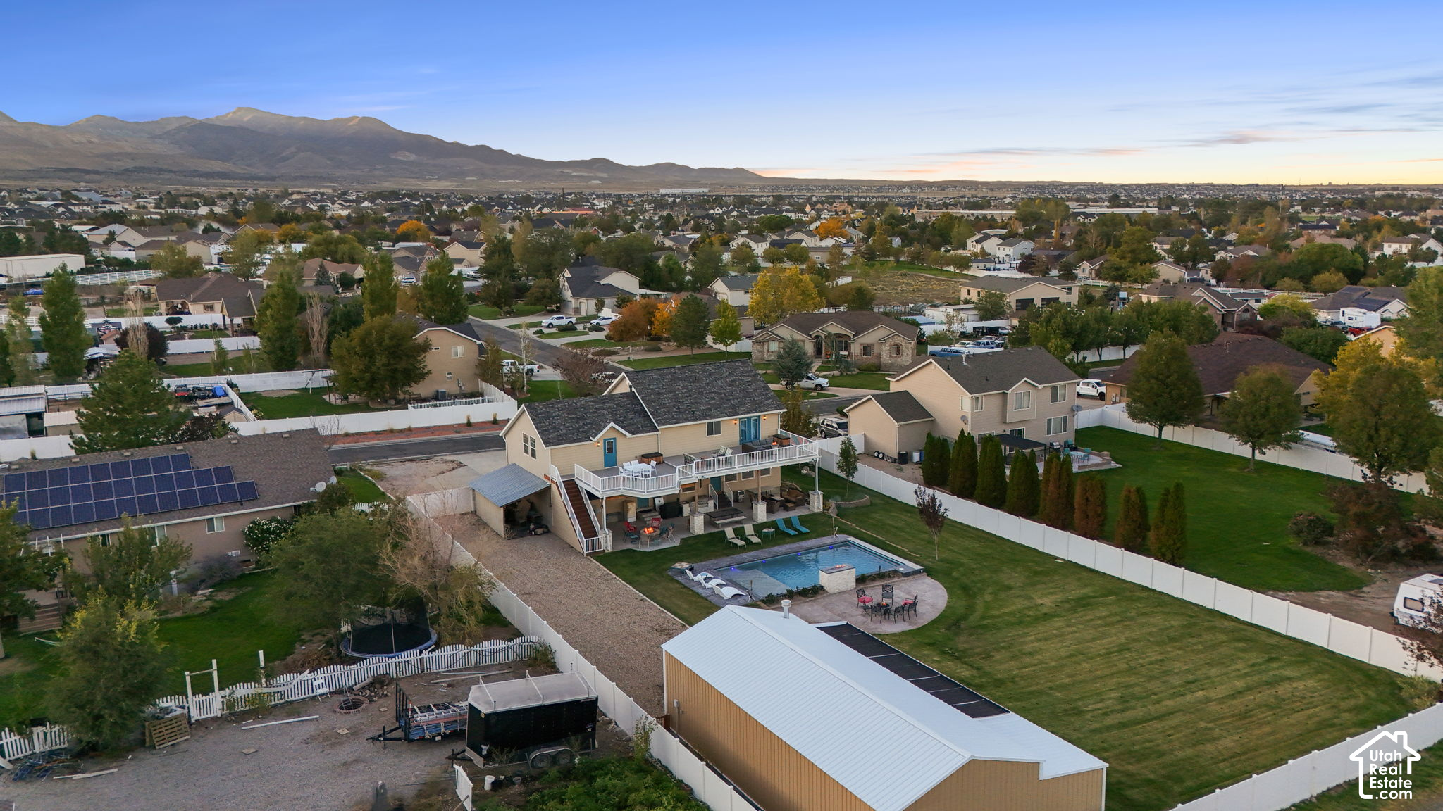 main property photo 56