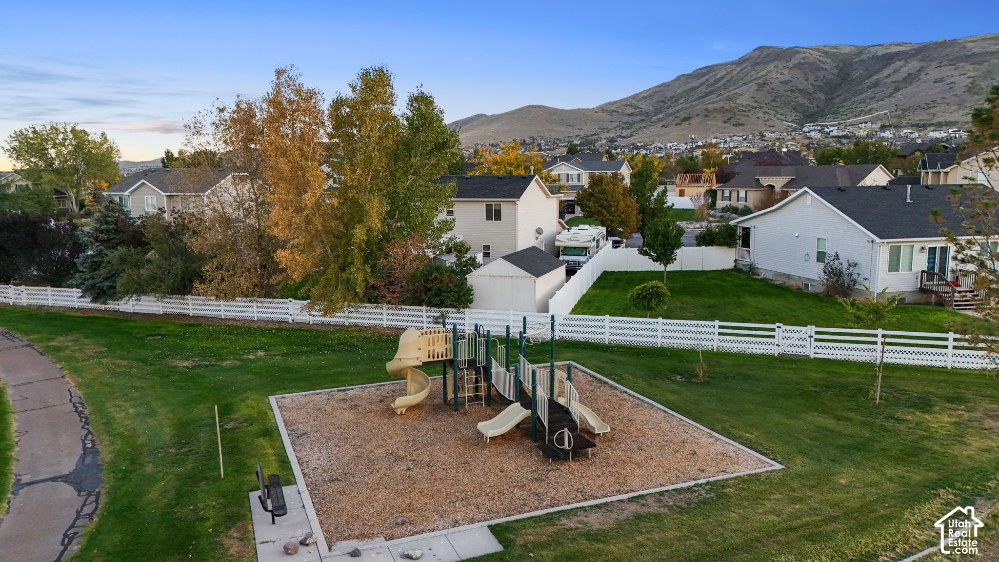 main property photo 58