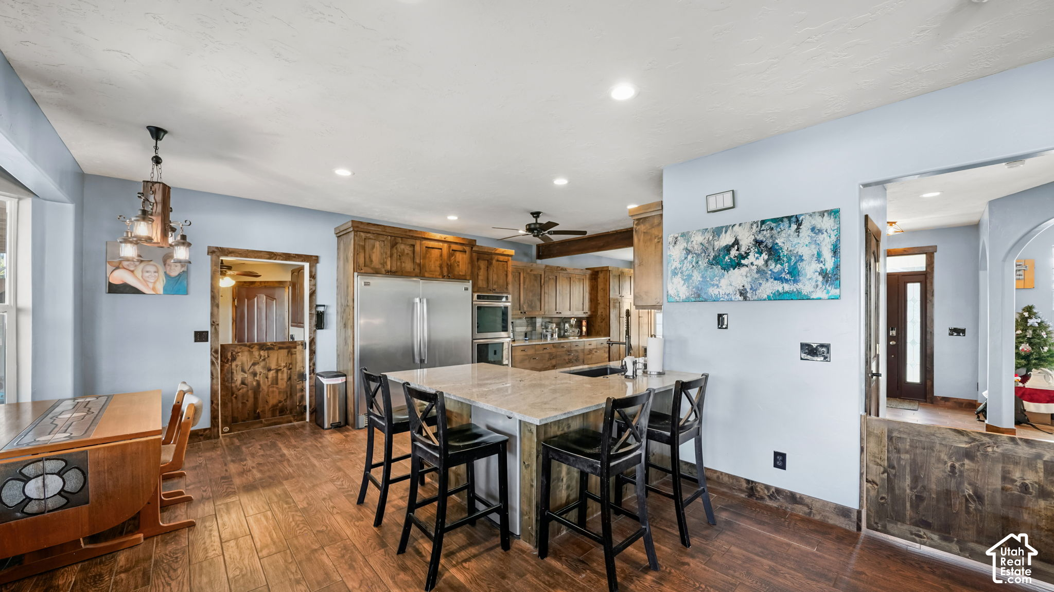main property photo 8