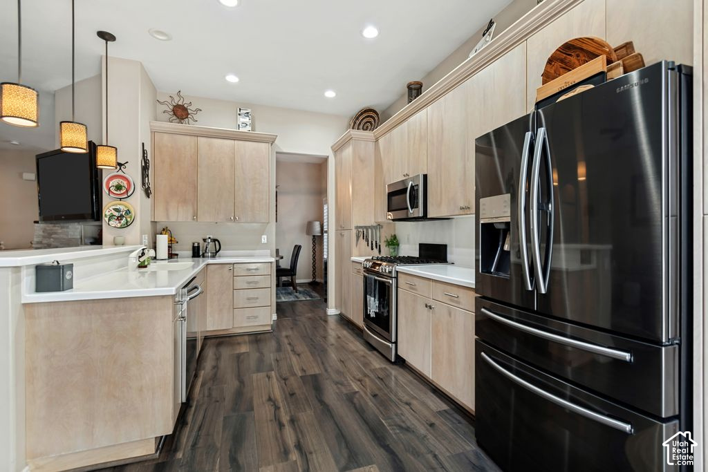 main property photo 4