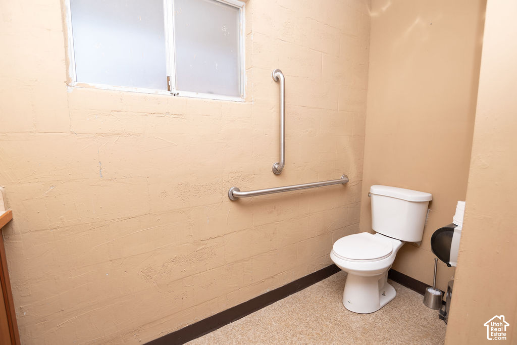 main property photo 22