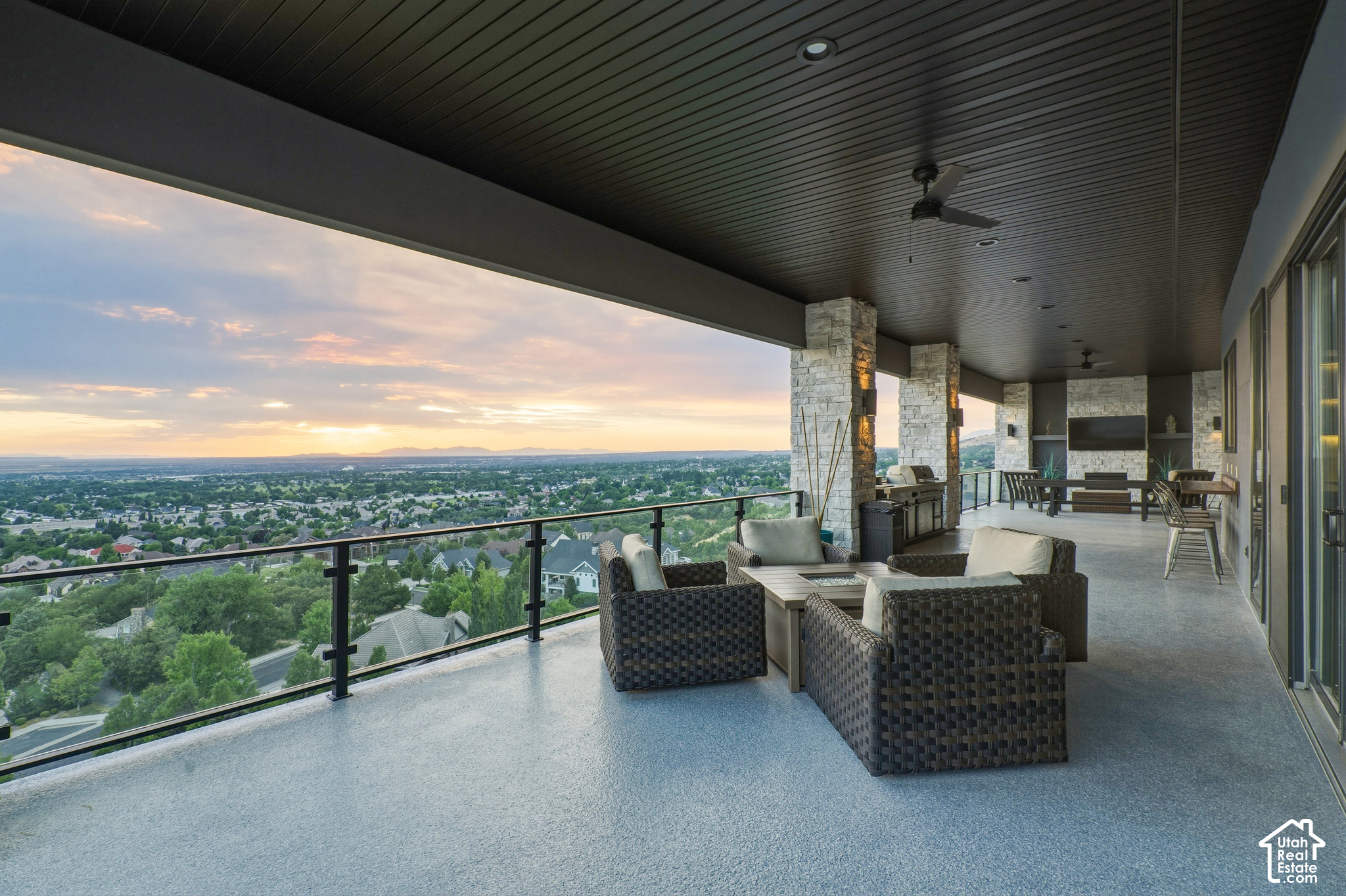main property photo 54
