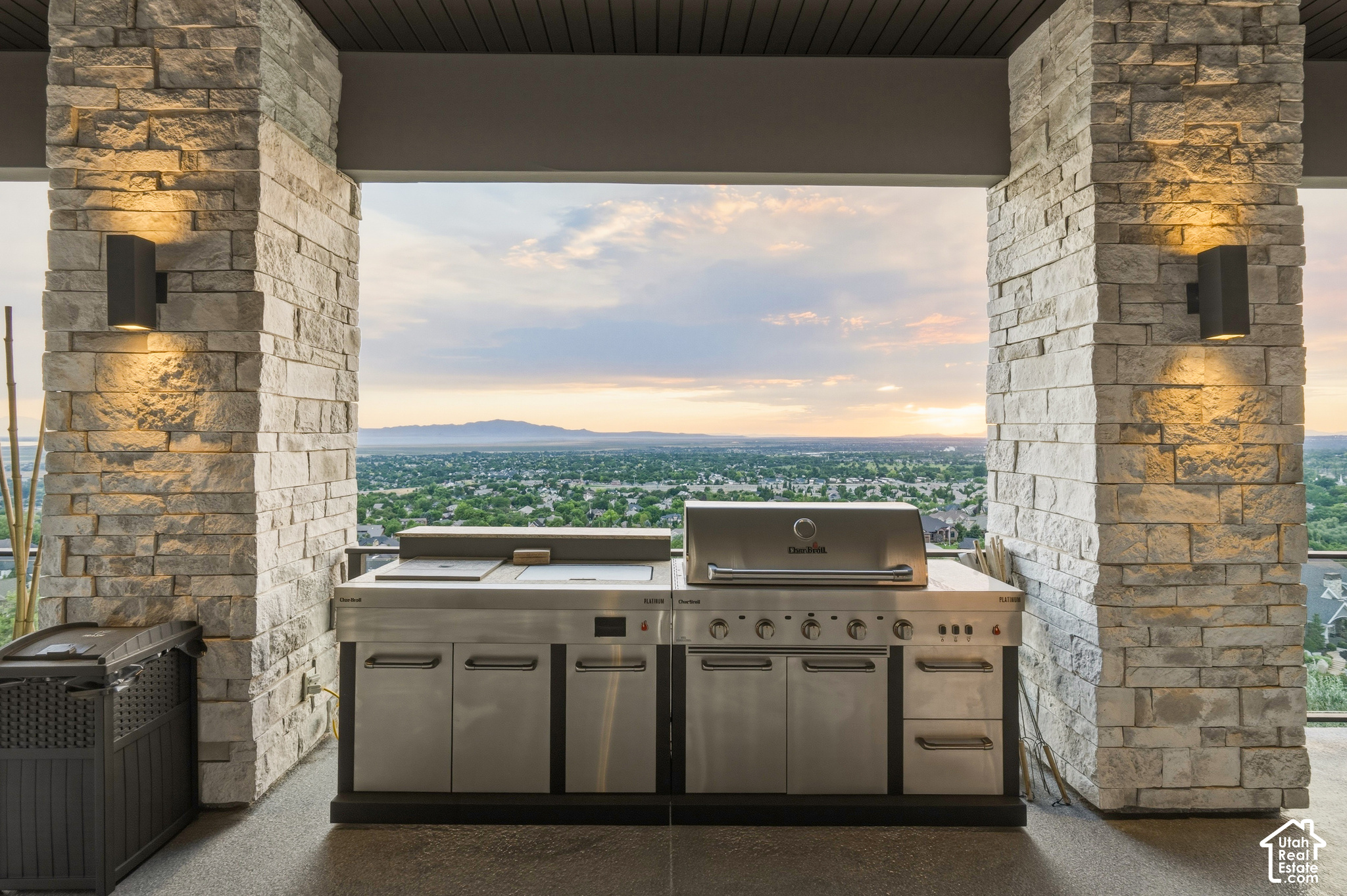 main property photo 56