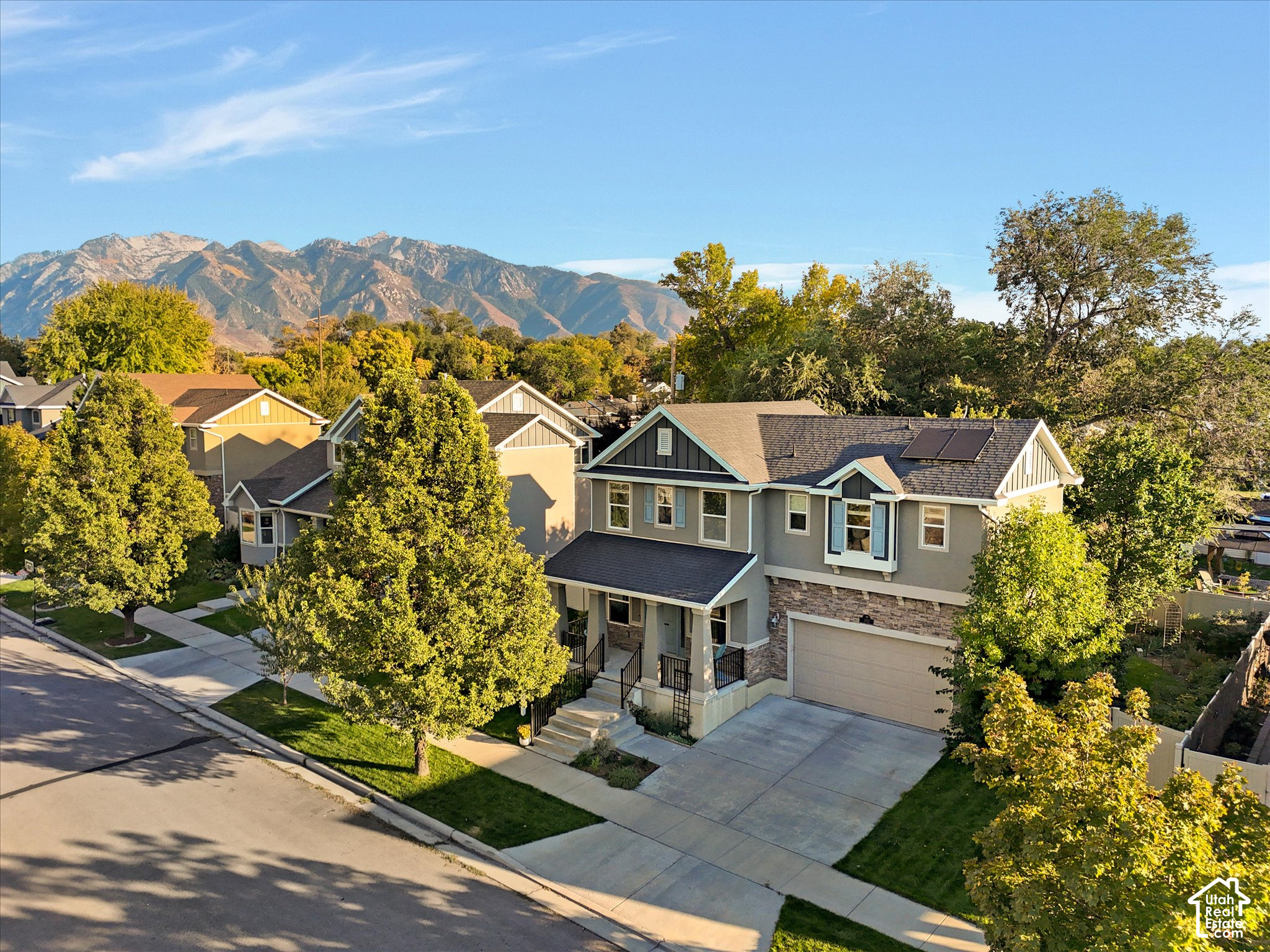 main property photo 22