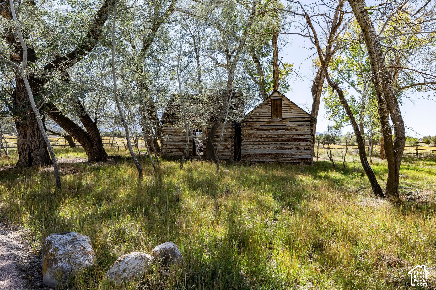 main property photo 14