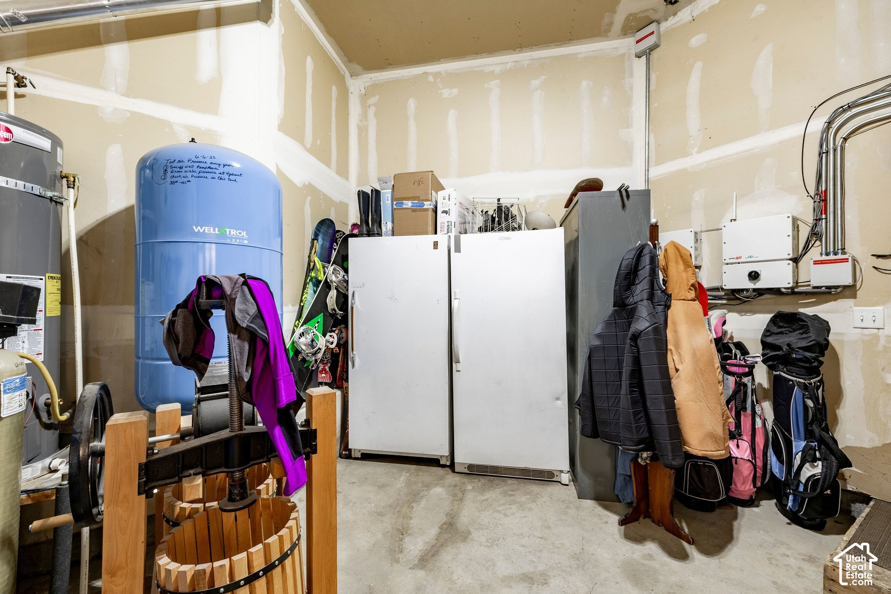 main property photo 76