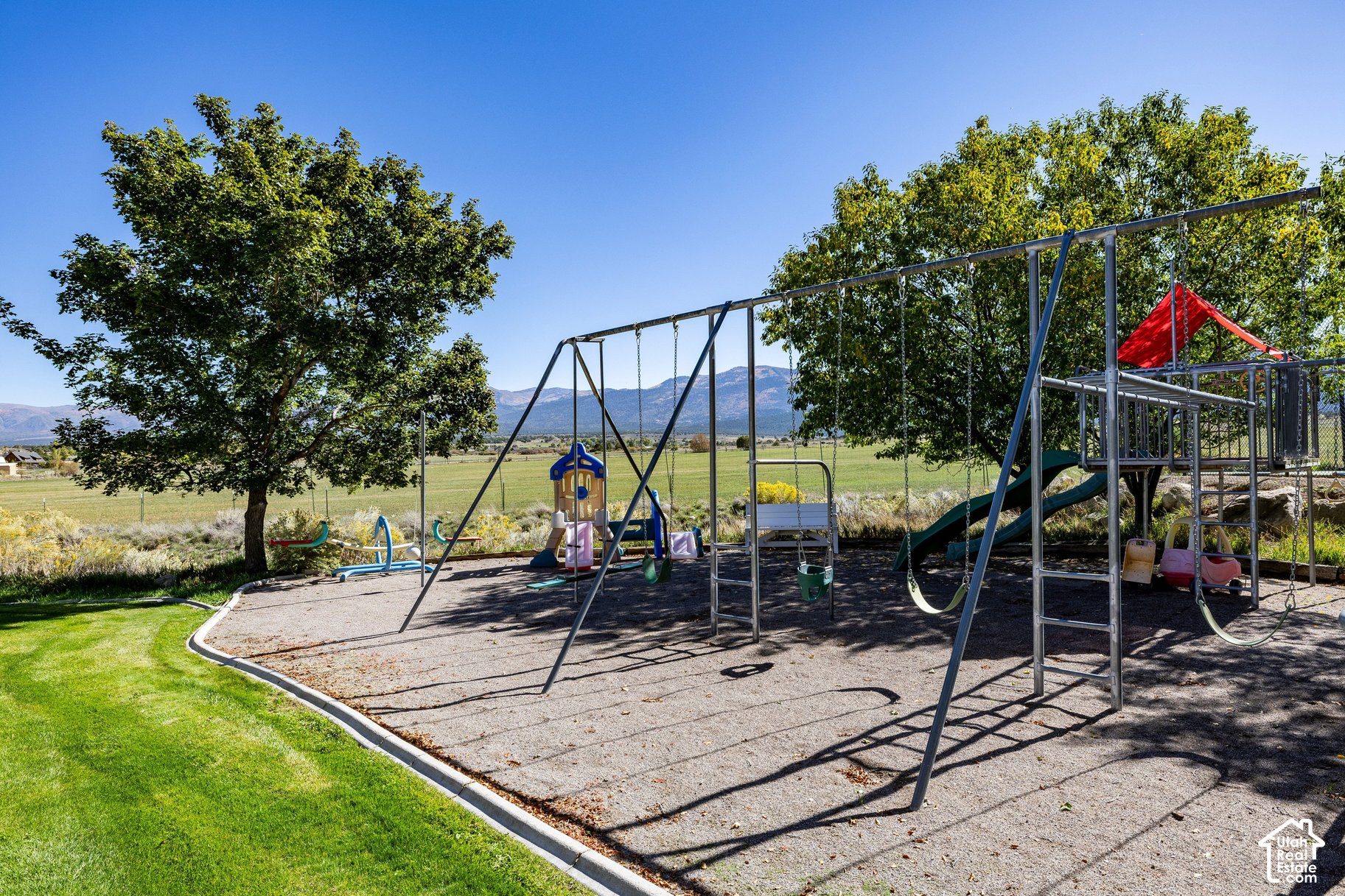 main property photo 85