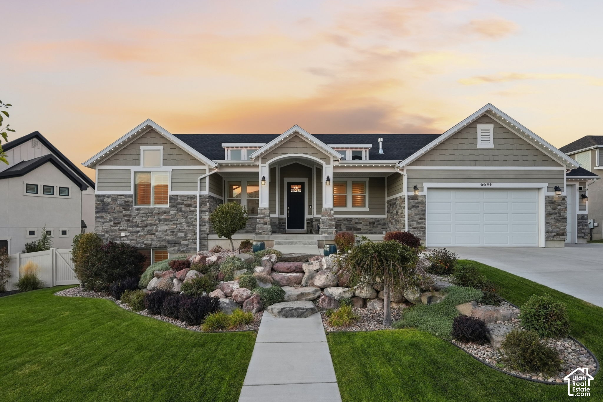 main property photo 0