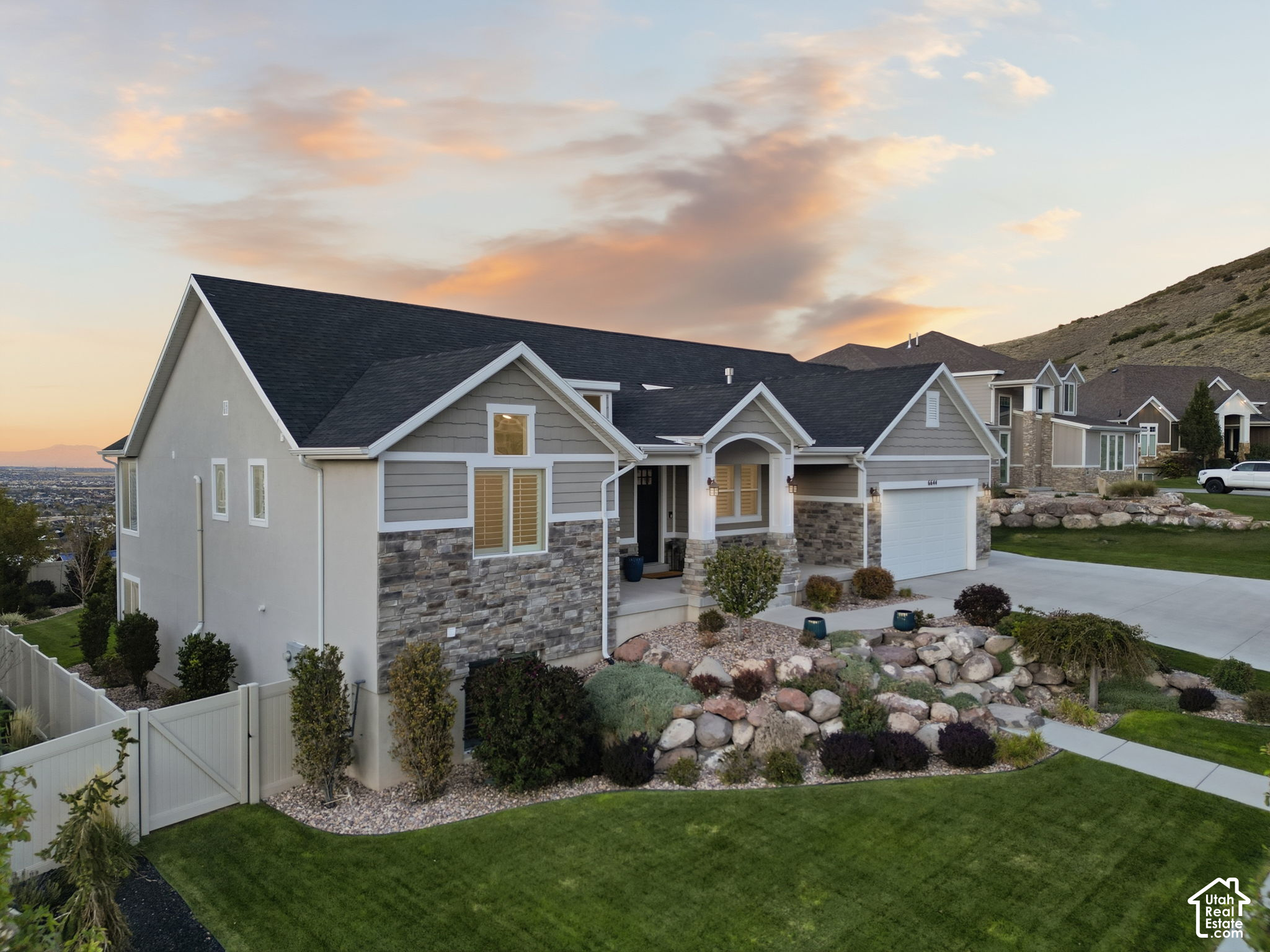 main property photo 60