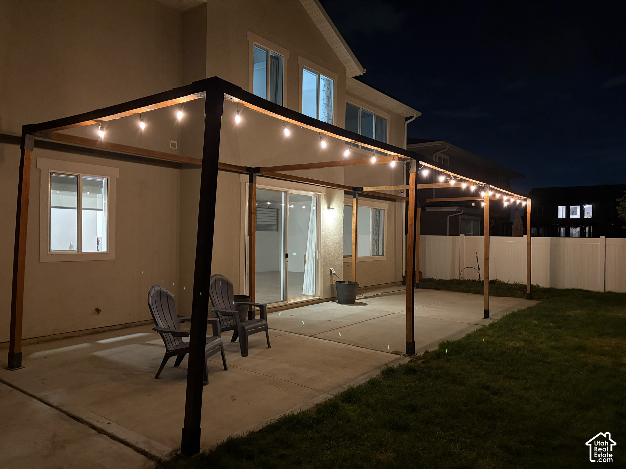 main property photo 26