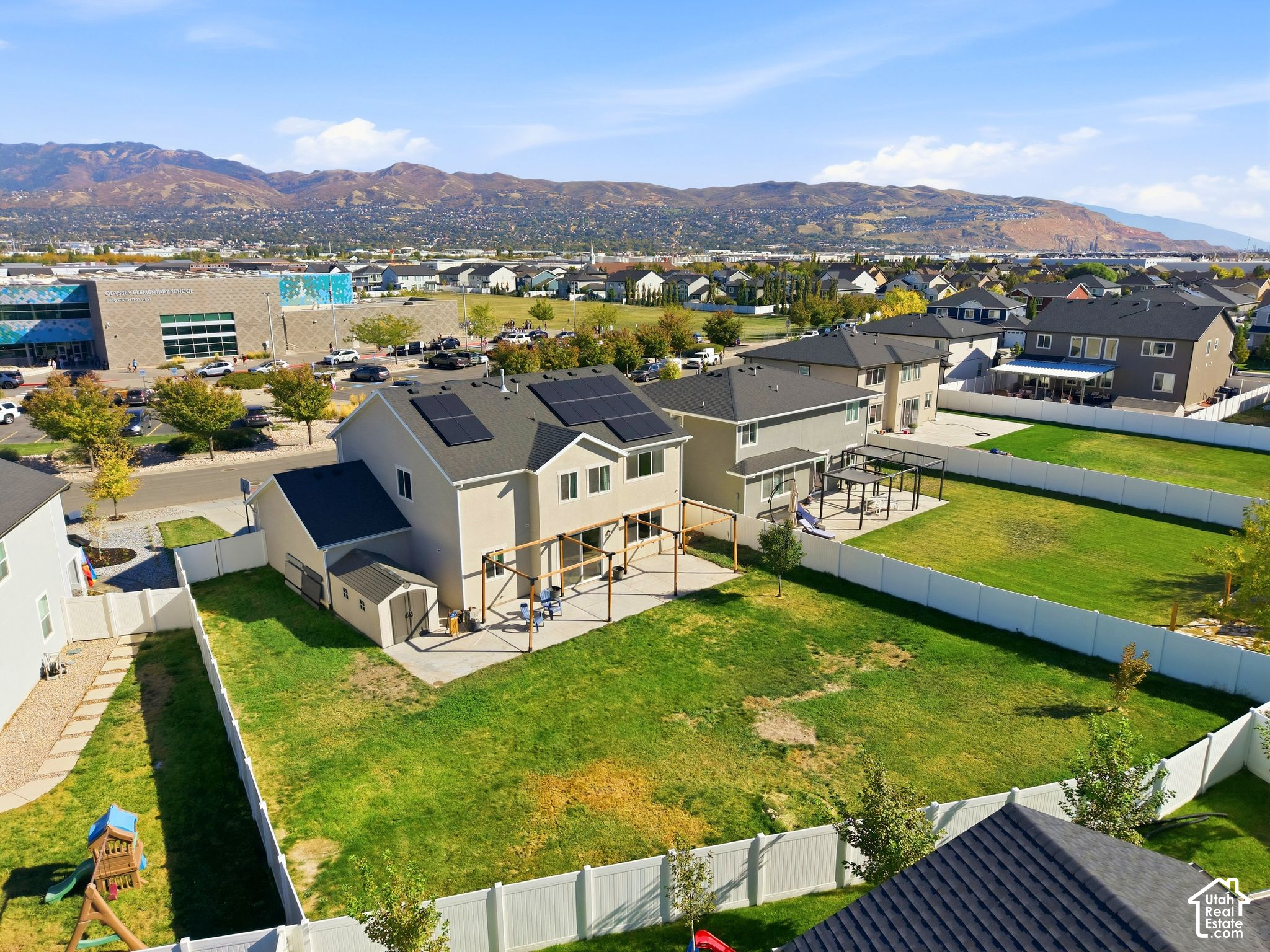main property photo 35