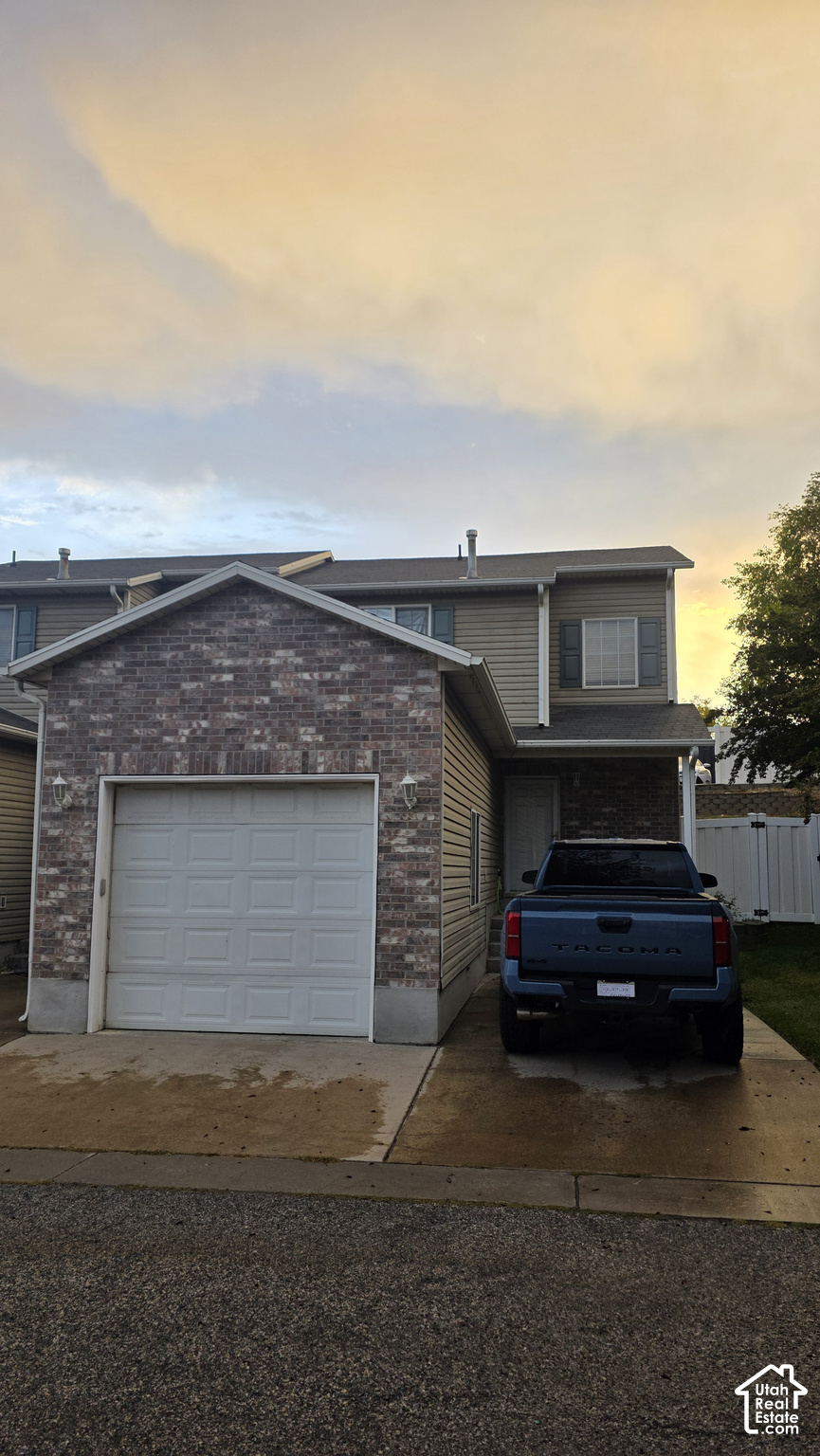 main property photo 0