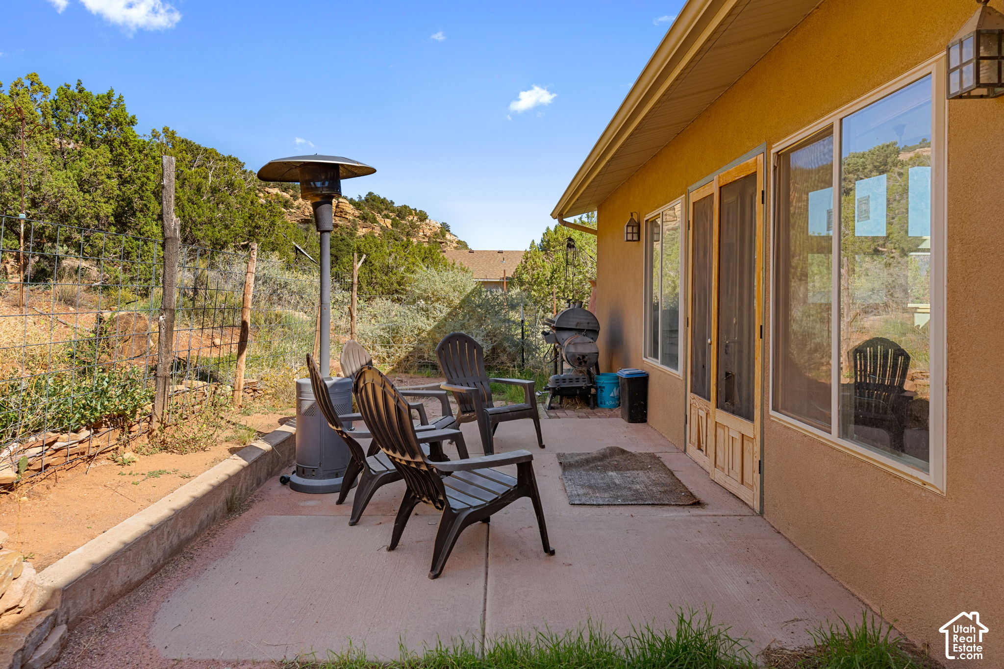 main property photo 20