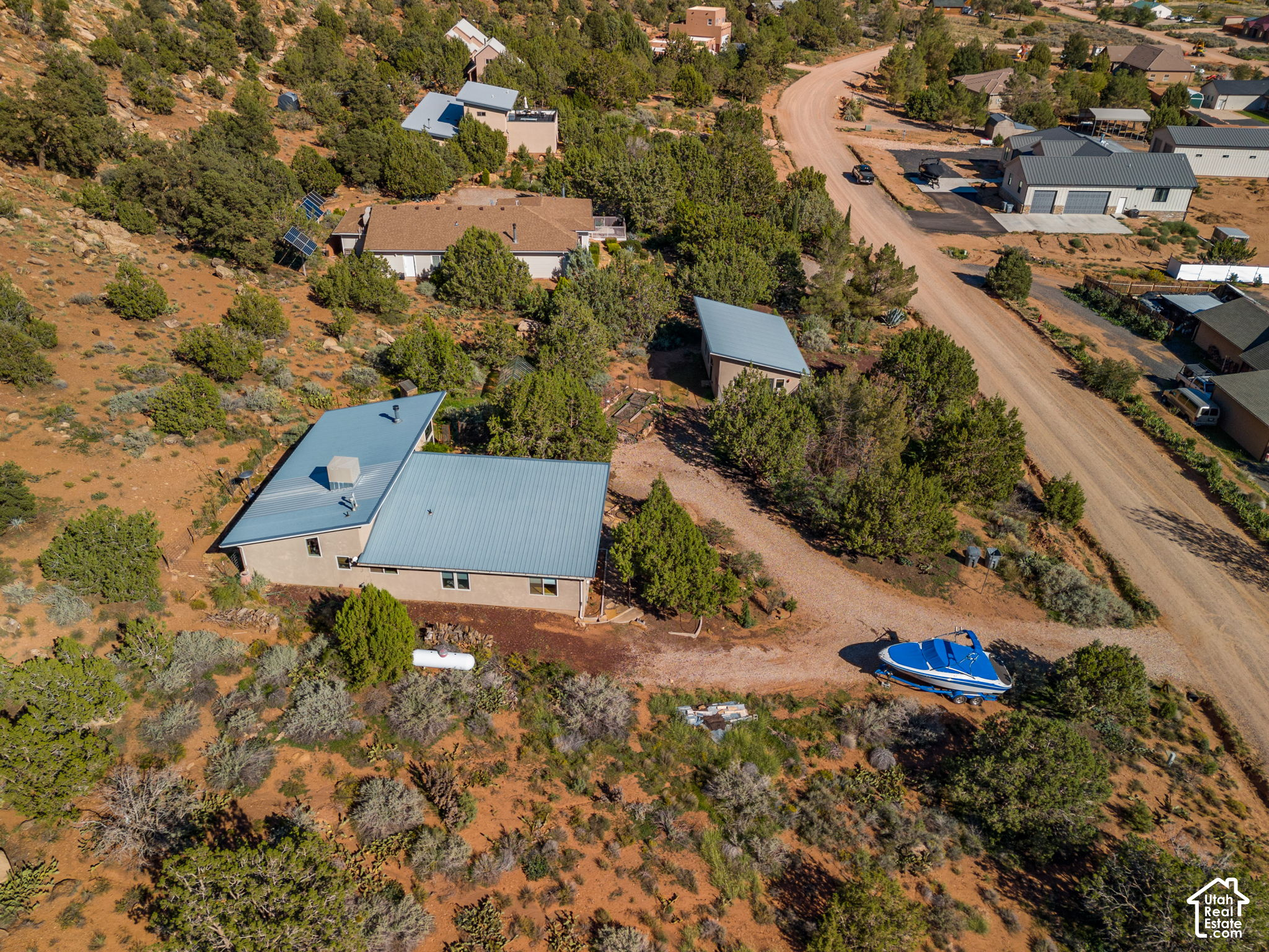 main property photo 31