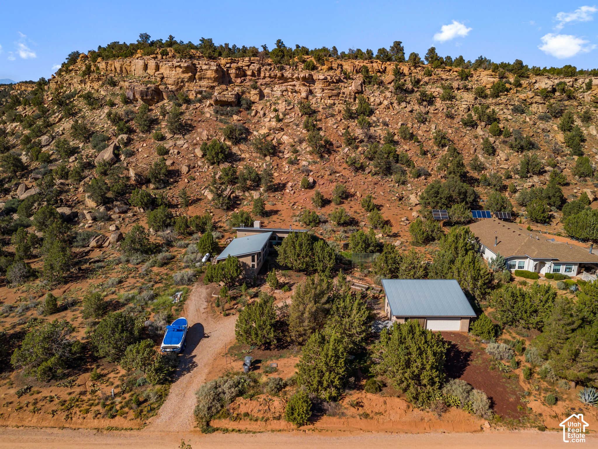 main property photo 37