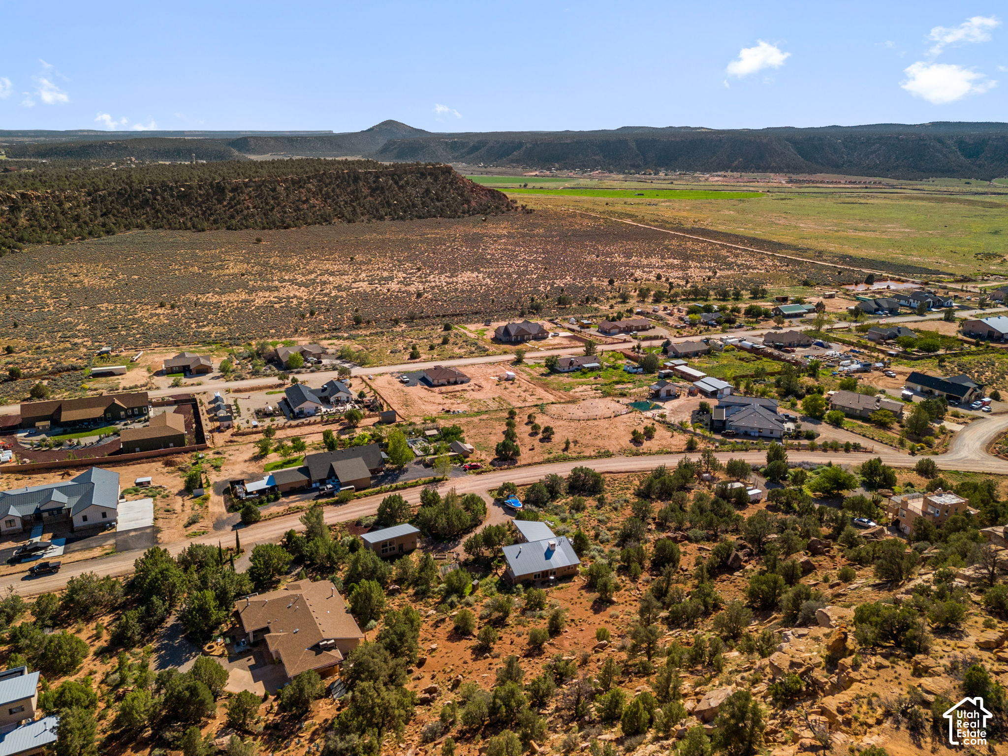 main property photo 41