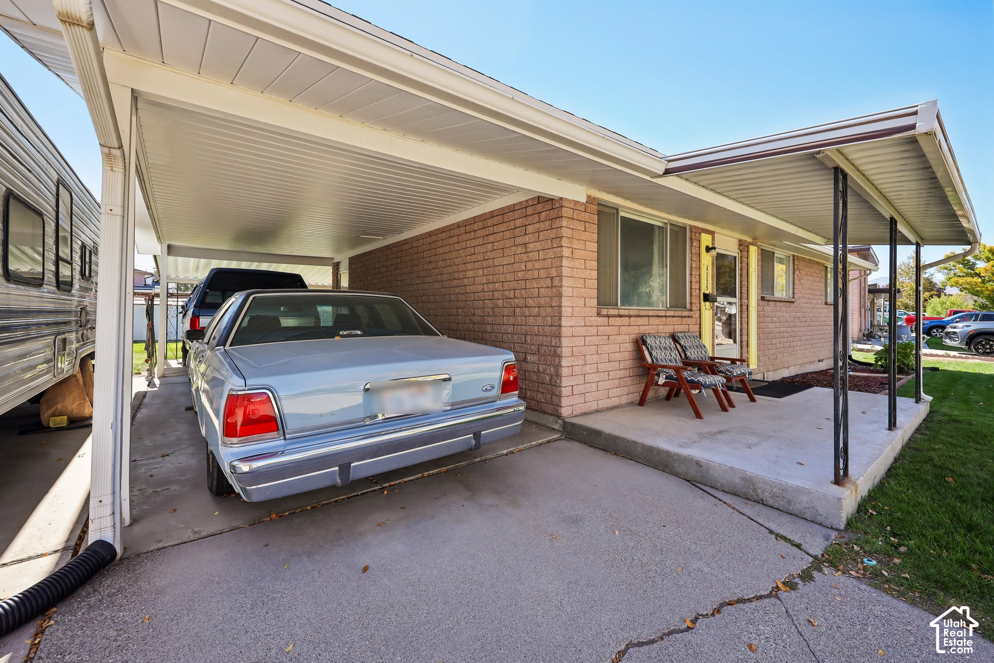 main property photo 23