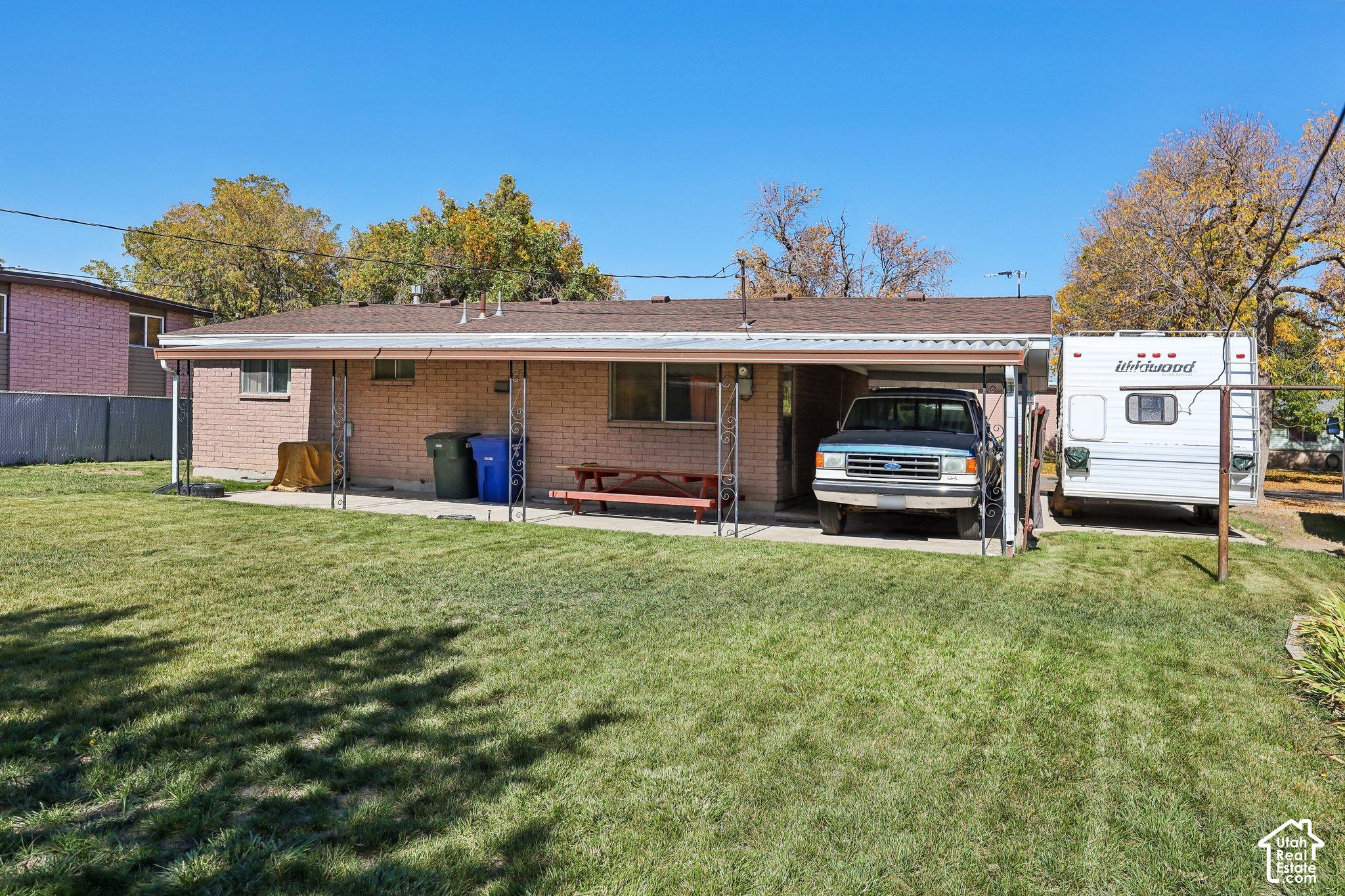 main property photo 26