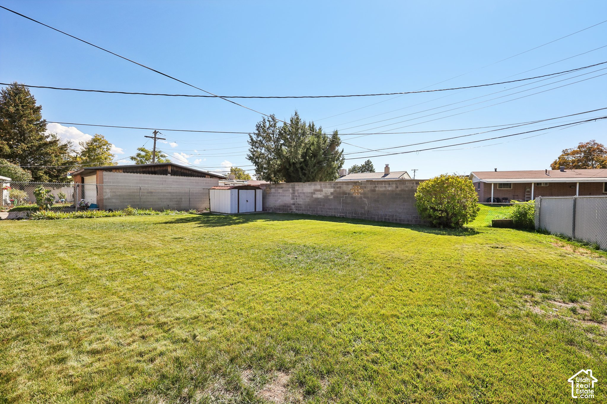 main property photo 29