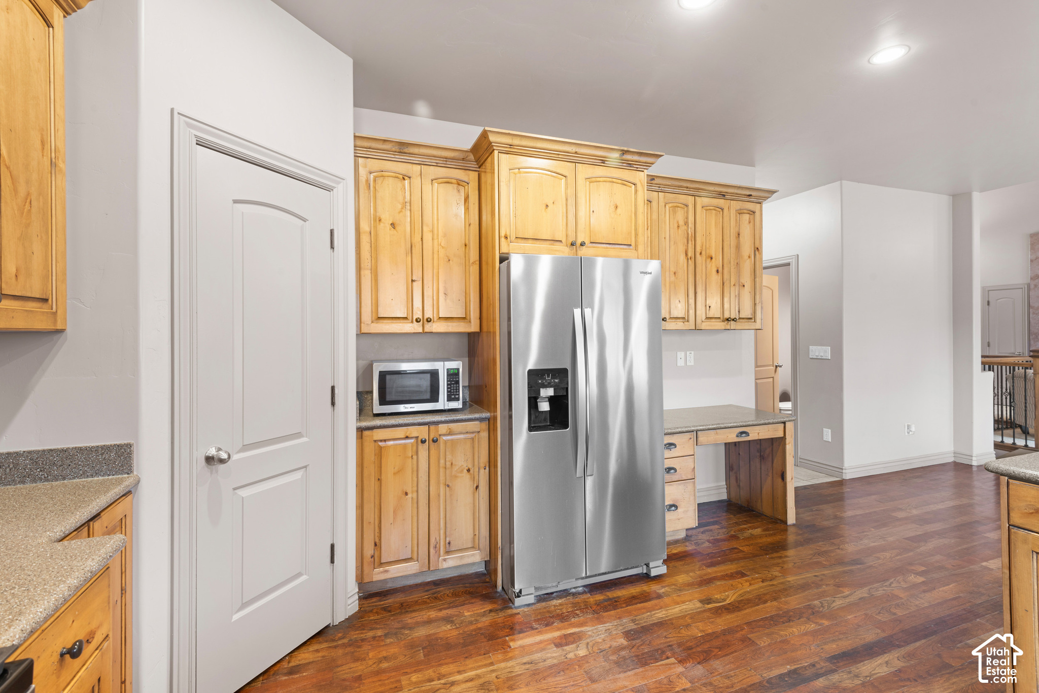 main property photo 13