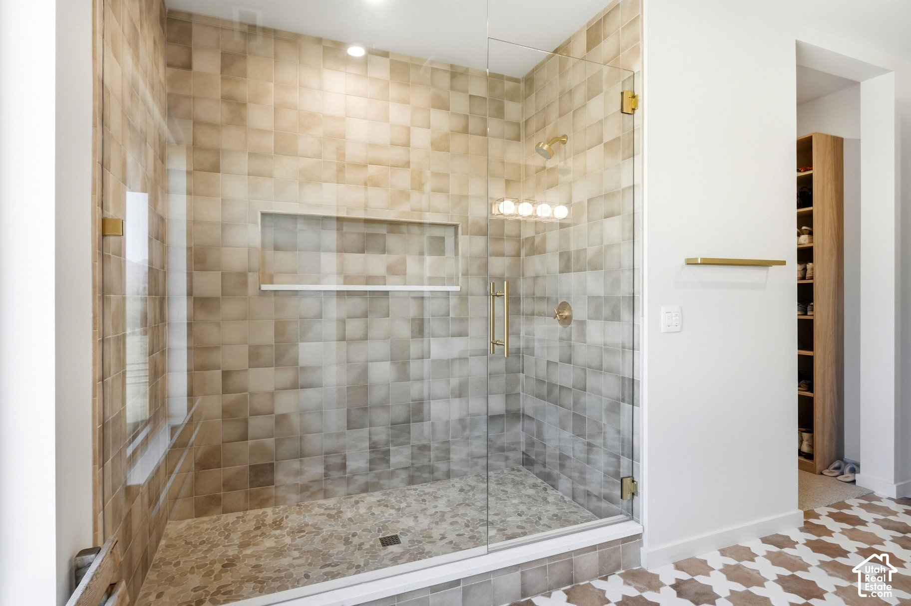 main property photo 61