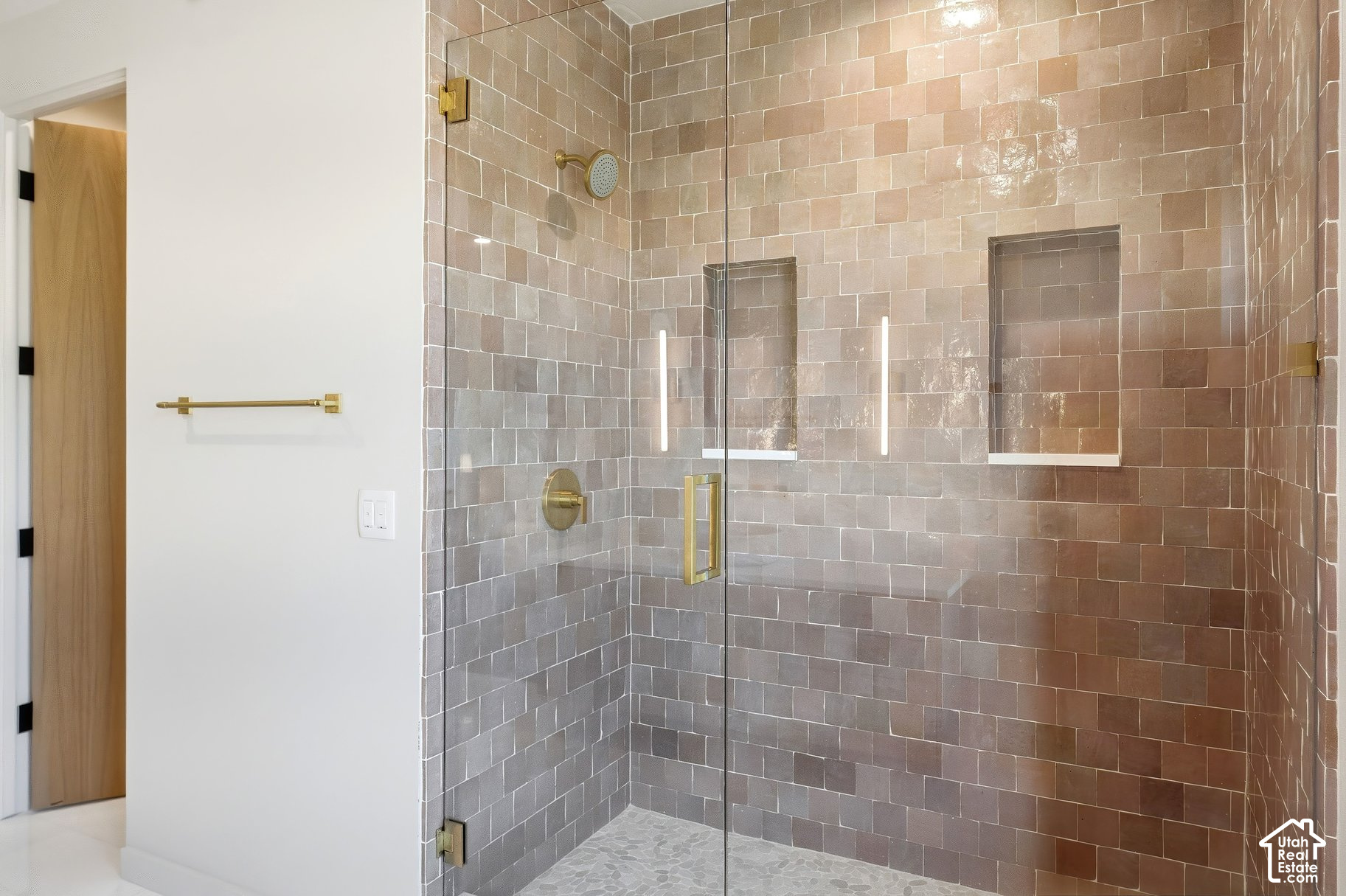 main property photo 65